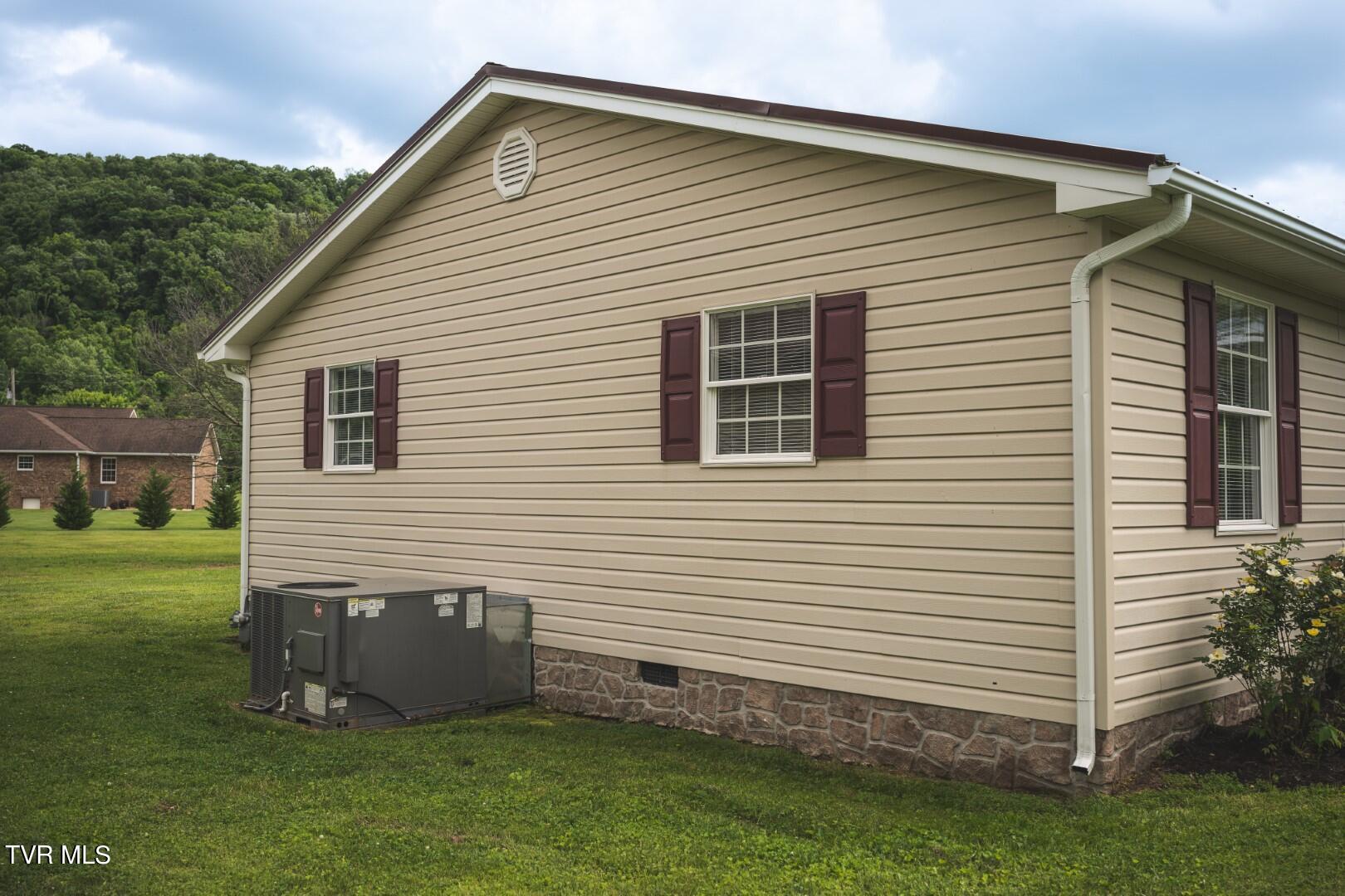 1466 Broad Street, Elizabethton, Tennessee image 12