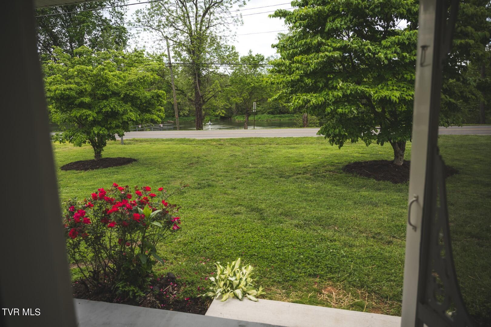 1466 Broad Street, Elizabethton, Tennessee image 26