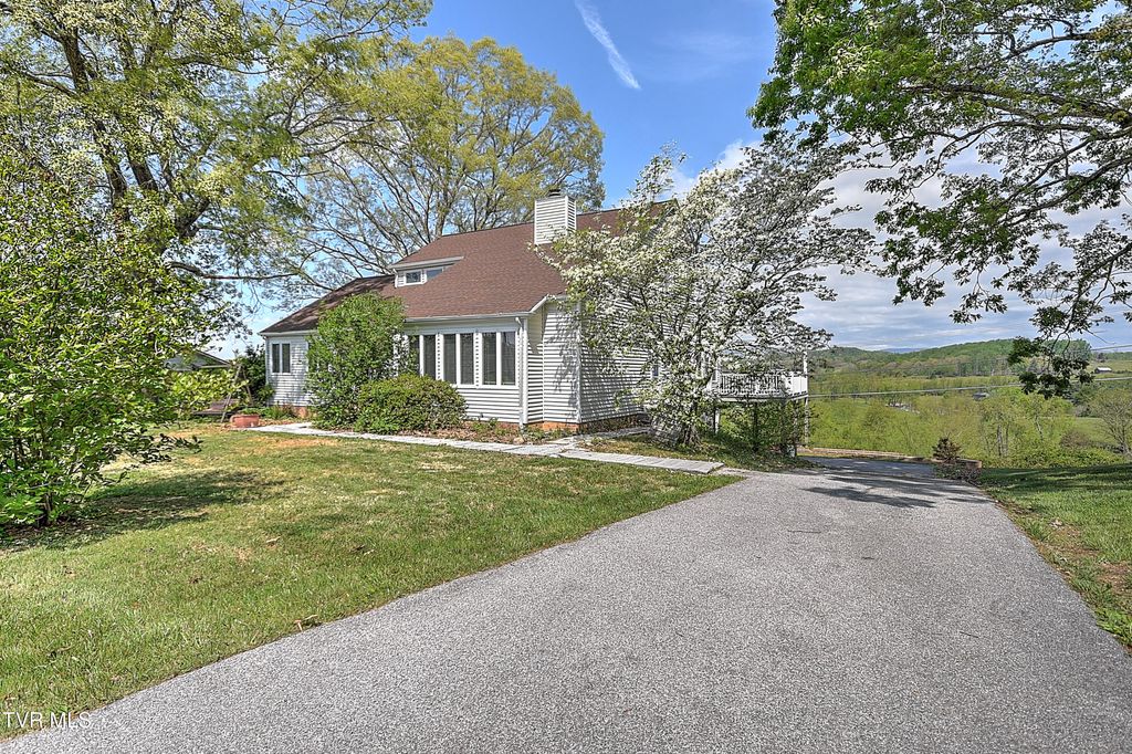Photo of 1151 Panorama Drive, Abingdon, VA 24210 (MLS # 9994377)