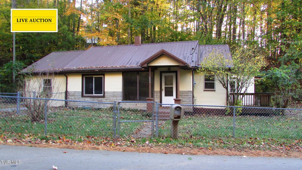 Photo of 2502 Marbleton Road, Unicoi, TN 37692 (MLS # 9987501)