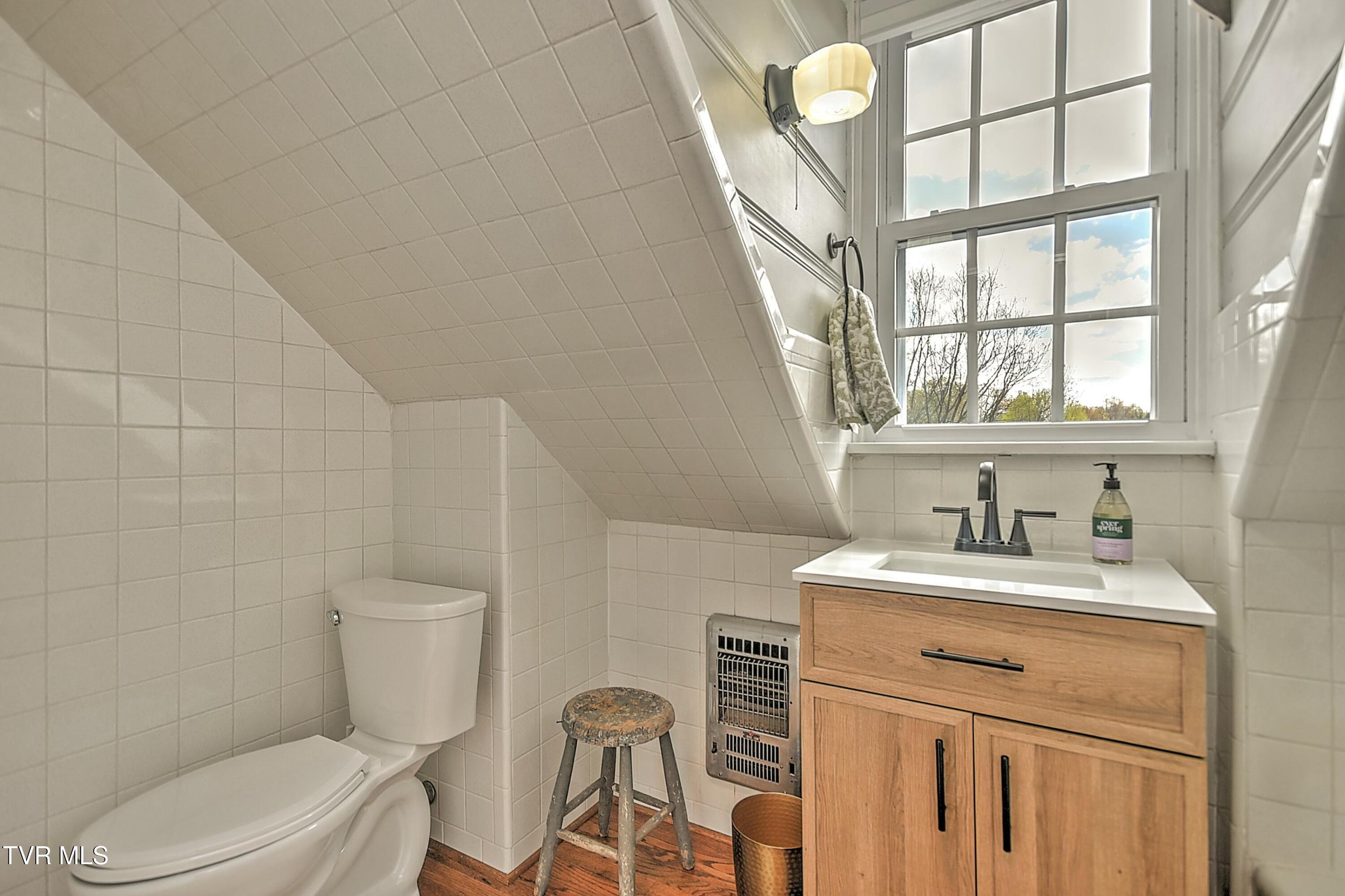277 Sherwood Road, Bristol, Virginia image 36