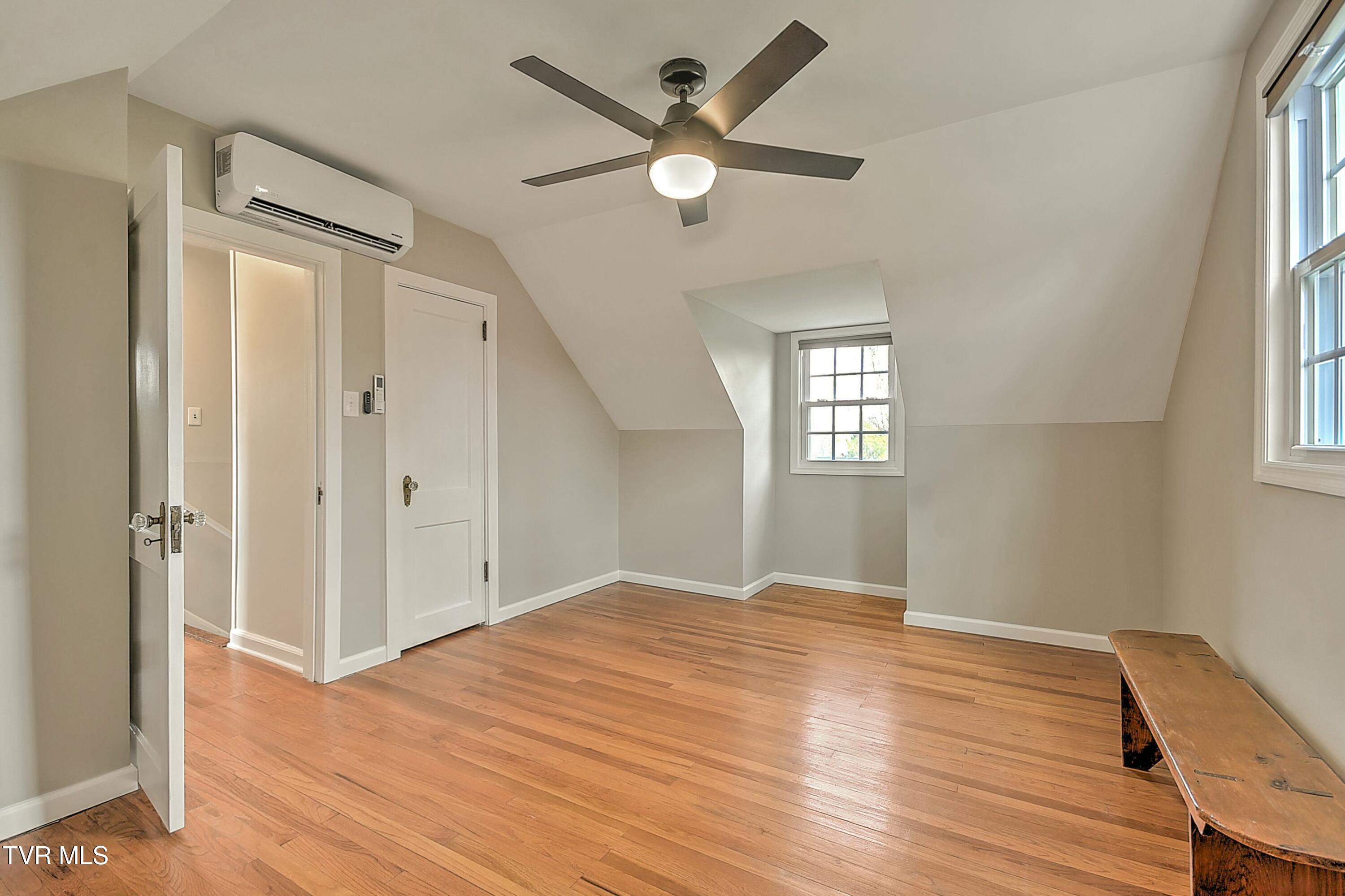 277 Sherwood Road, Bristol, Virginia image 39
