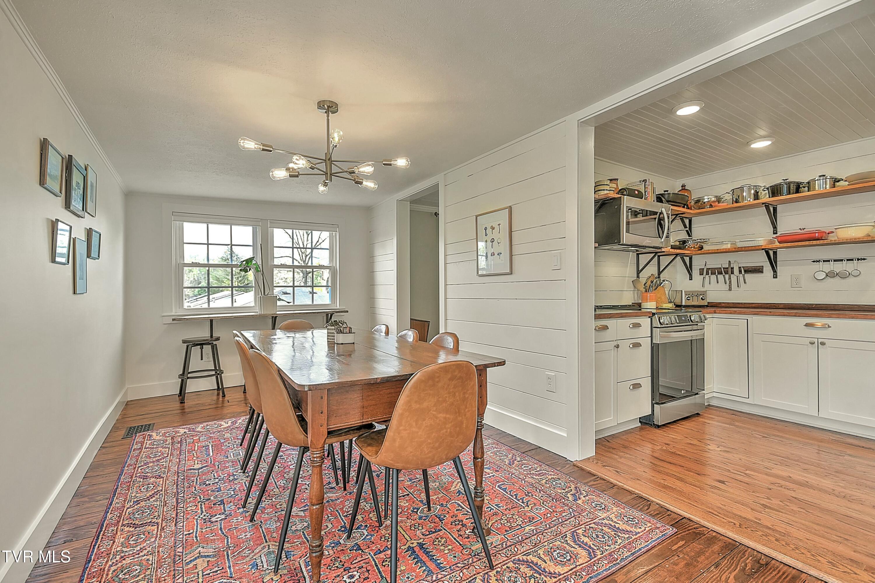 277 Sherwood Road, Bristol, Virginia image 17