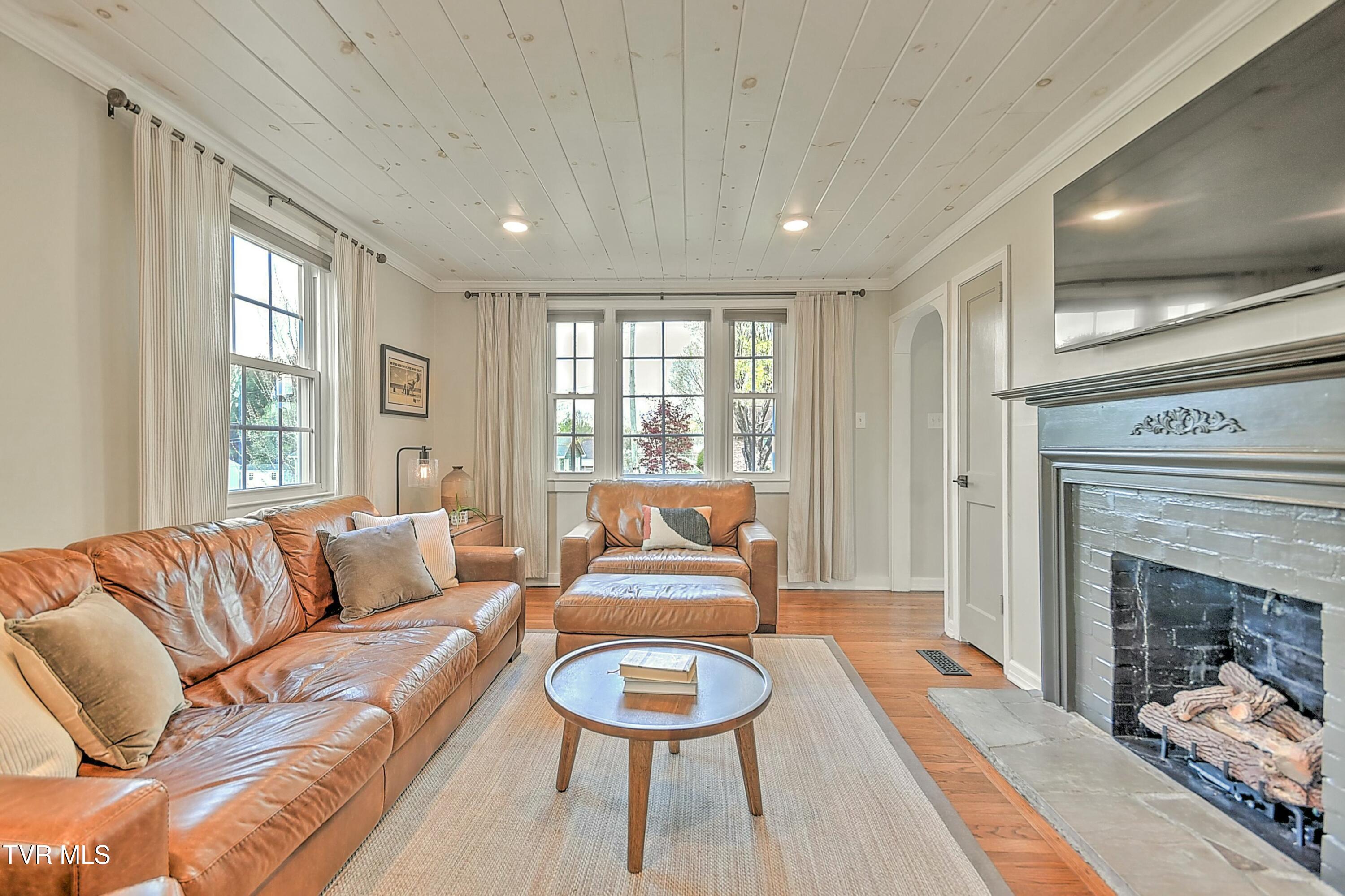 277 Sherwood Road, Bristol, Virginia image 10