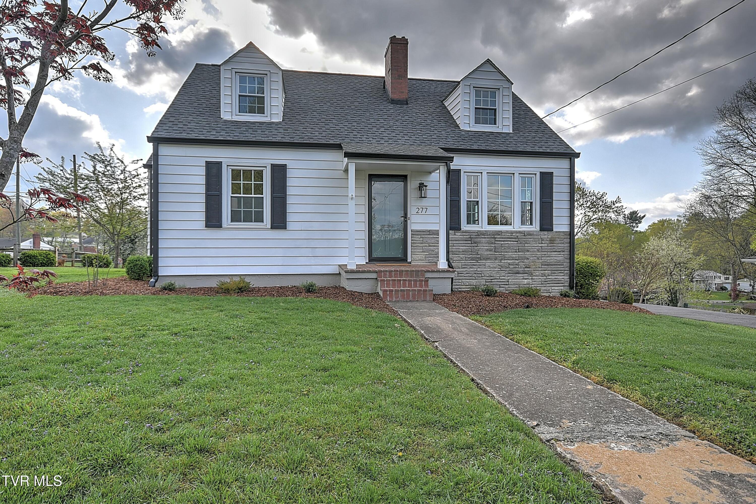 277 Sherwood Road, Bristol, Virginia image 2