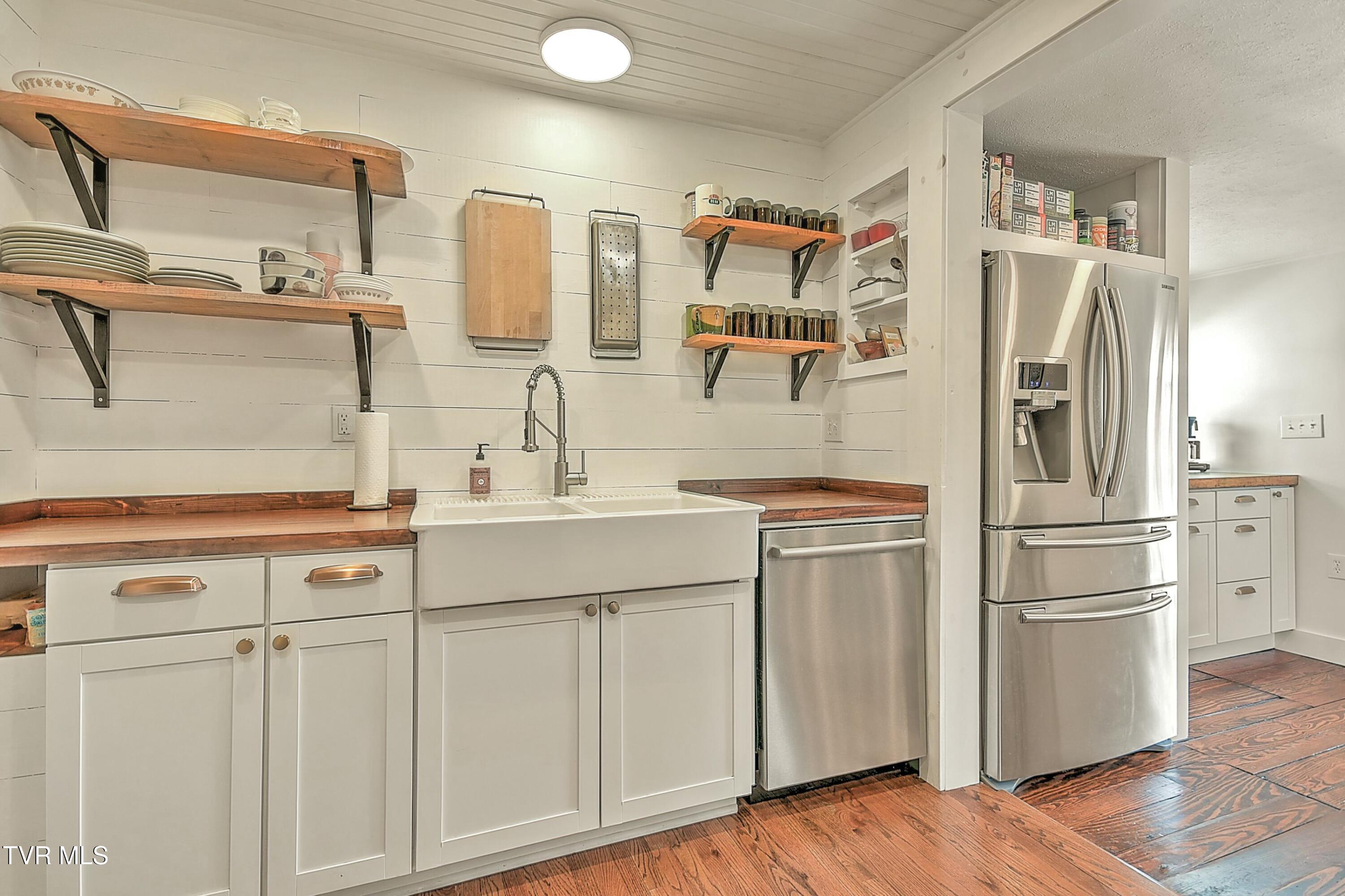 277 Sherwood Road, Bristol, Virginia image 20