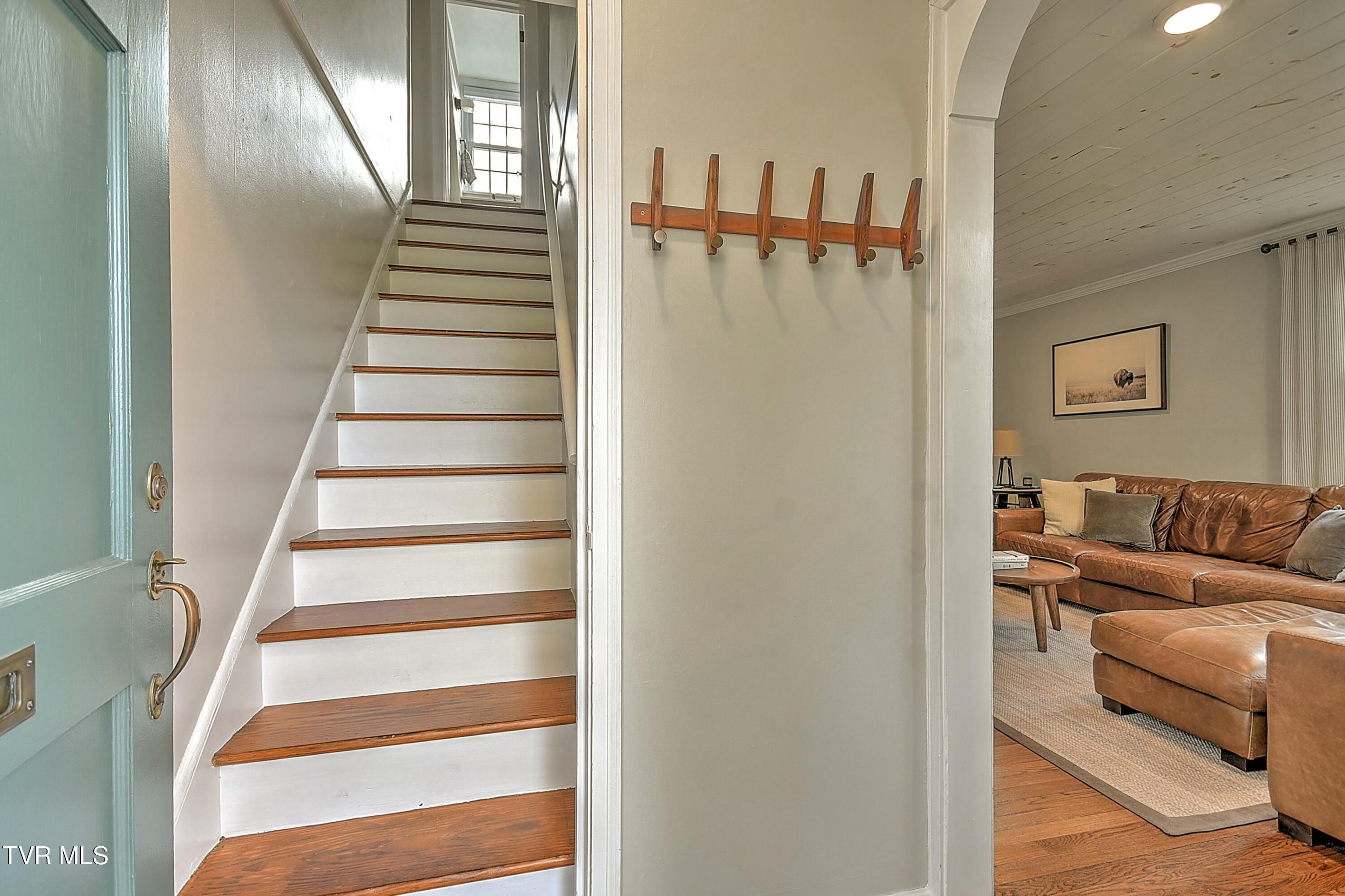 277 Sherwood Road, Bristol, Virginia image 5