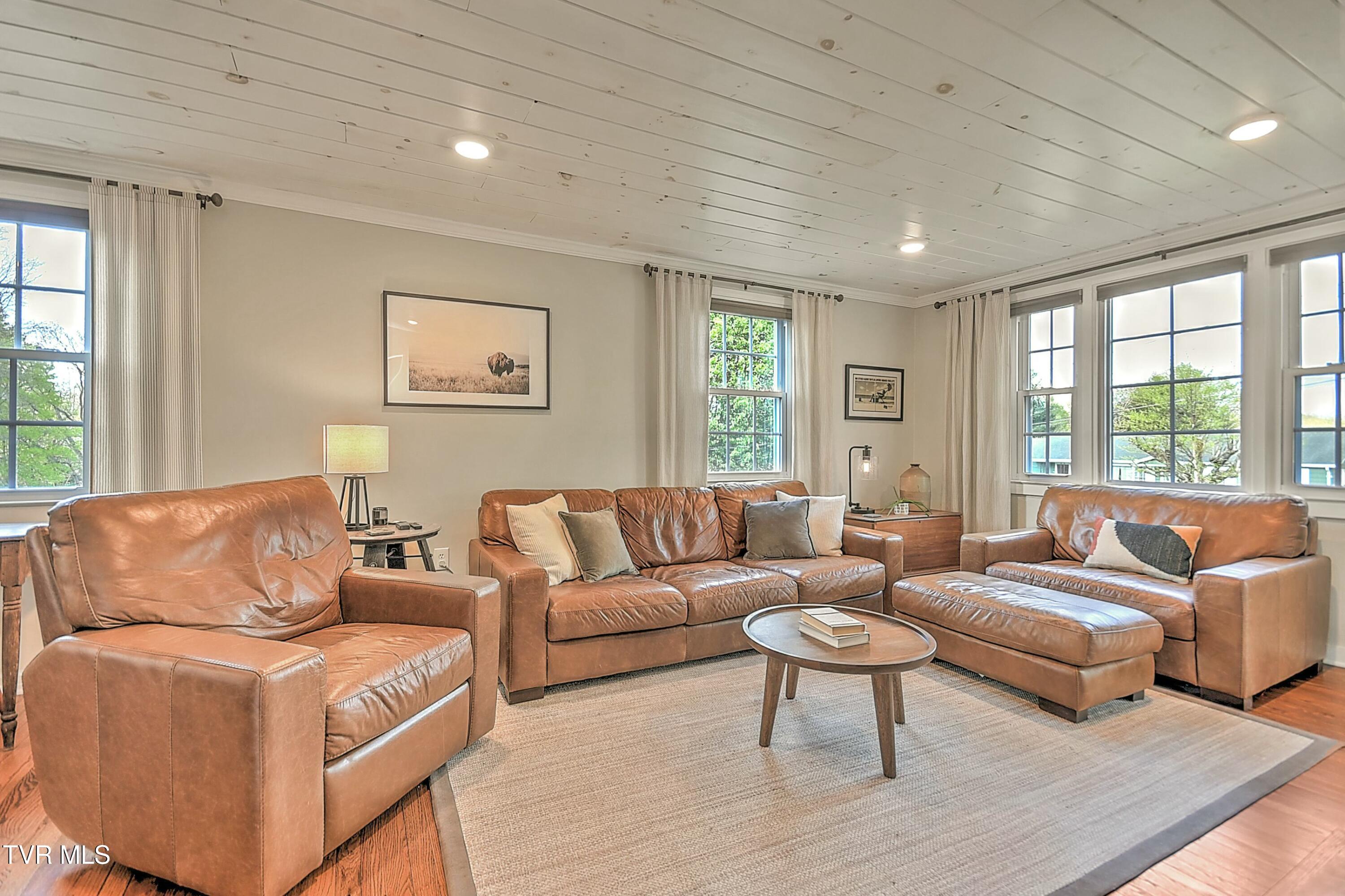 277 Sherwood Road, Bristol, Virginia image 11