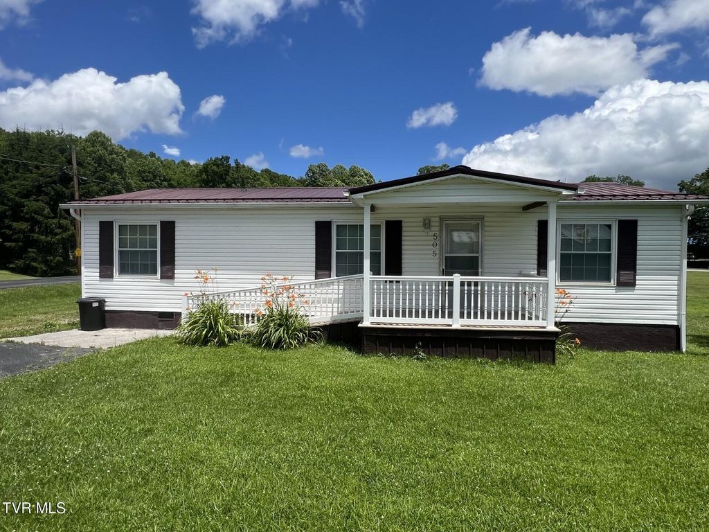 Photo of 505 Lake Street, Wise, VA 24293 (MLS # 9981847)