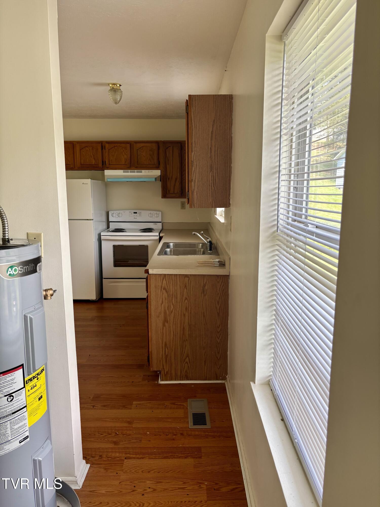 122 Kitty Cole Lane, Dungannon, Virginia image 10