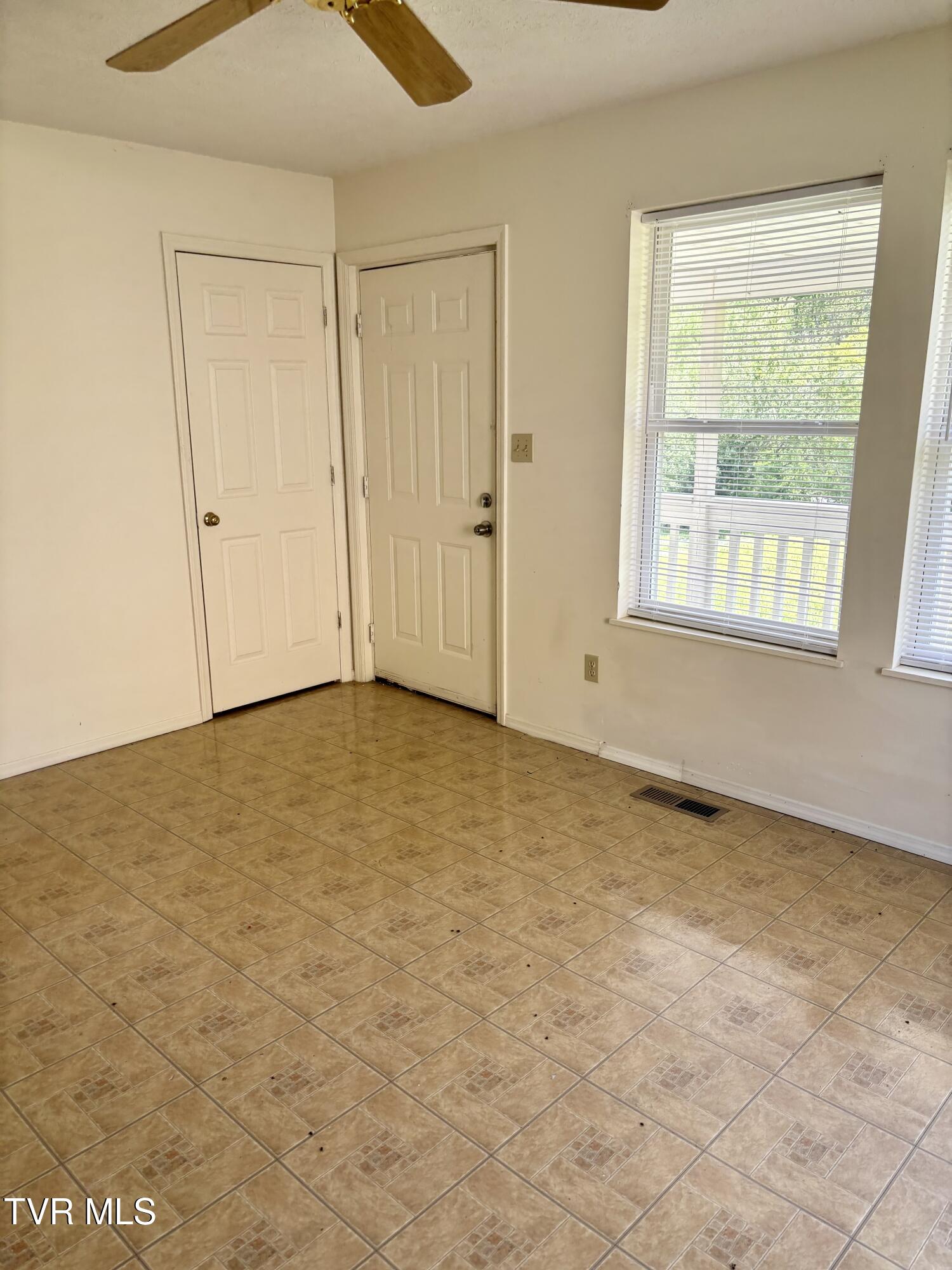 122 Kitty Cole Lane, Dungannon, Virginia image 4