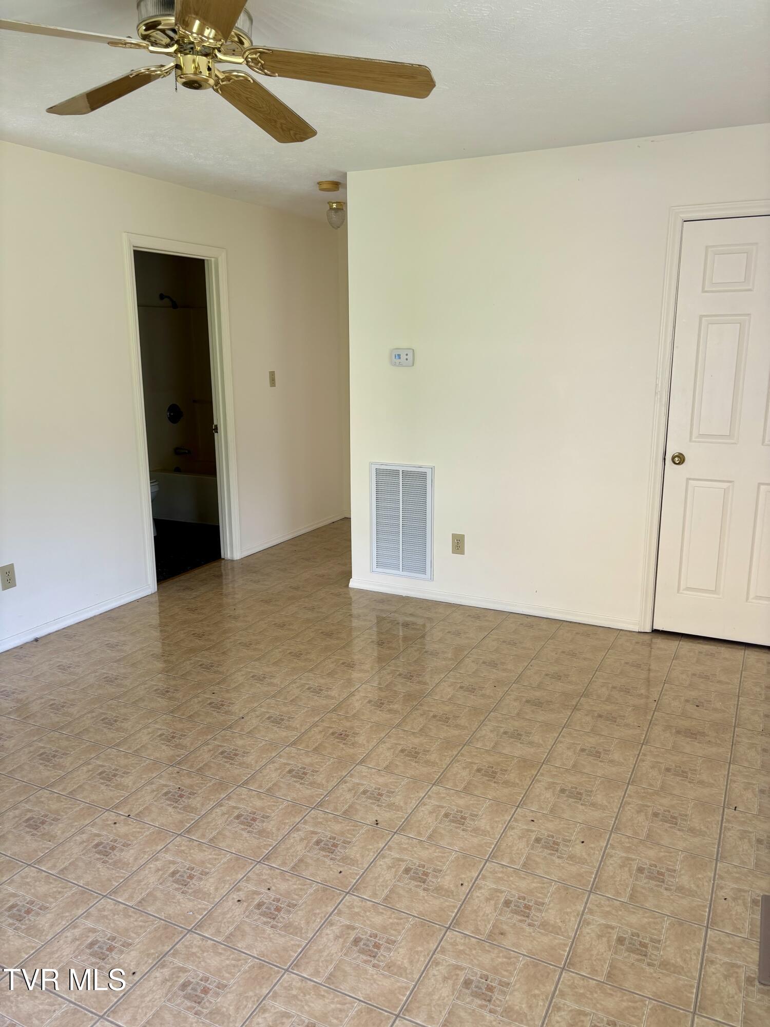 122 Kitty Cole Lane, Dungannon, Virginia image 3