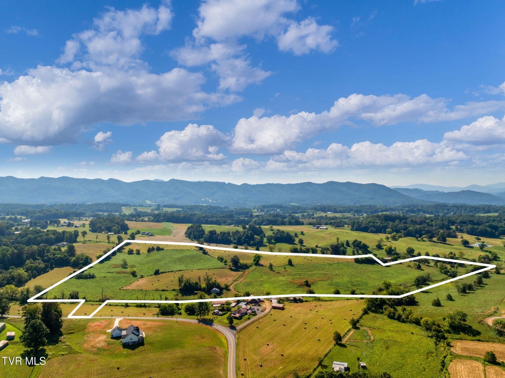 Photo of Tbd Jim Range Road, Jonesborough, TN 37659 (MLS # 10000642)