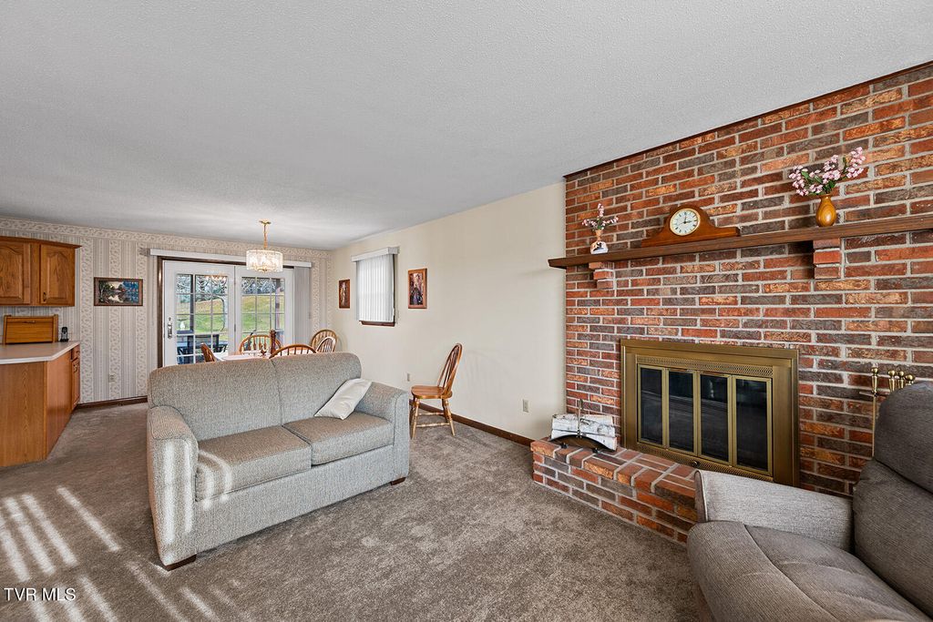 Photo of 229 Hill Top Circle, Bluff City, TN 37618 (MLS # 9988882)