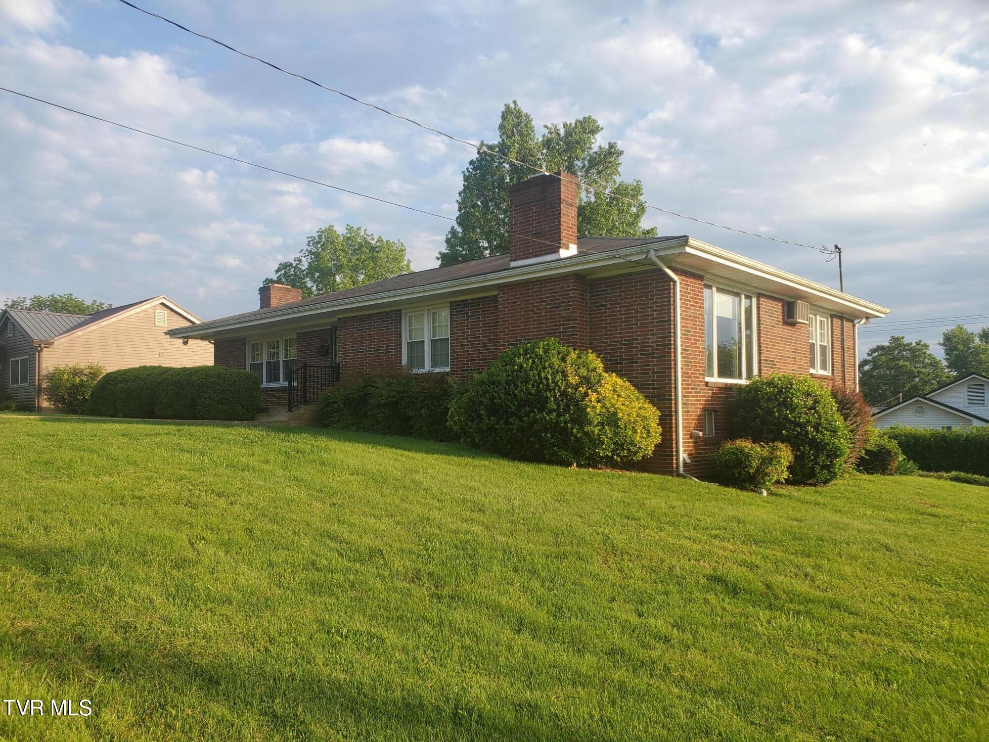 405 7th Street St, Newport, Tennessee image 2