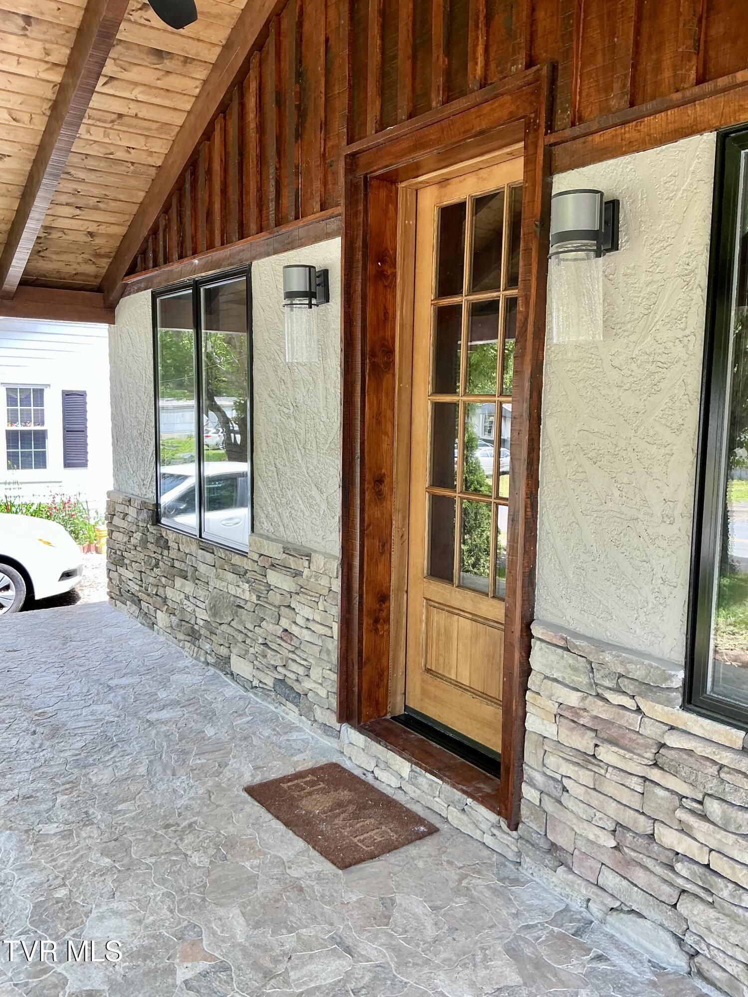 153 Hampton Creek Road, Roan Mountain, Tennessee image 8
