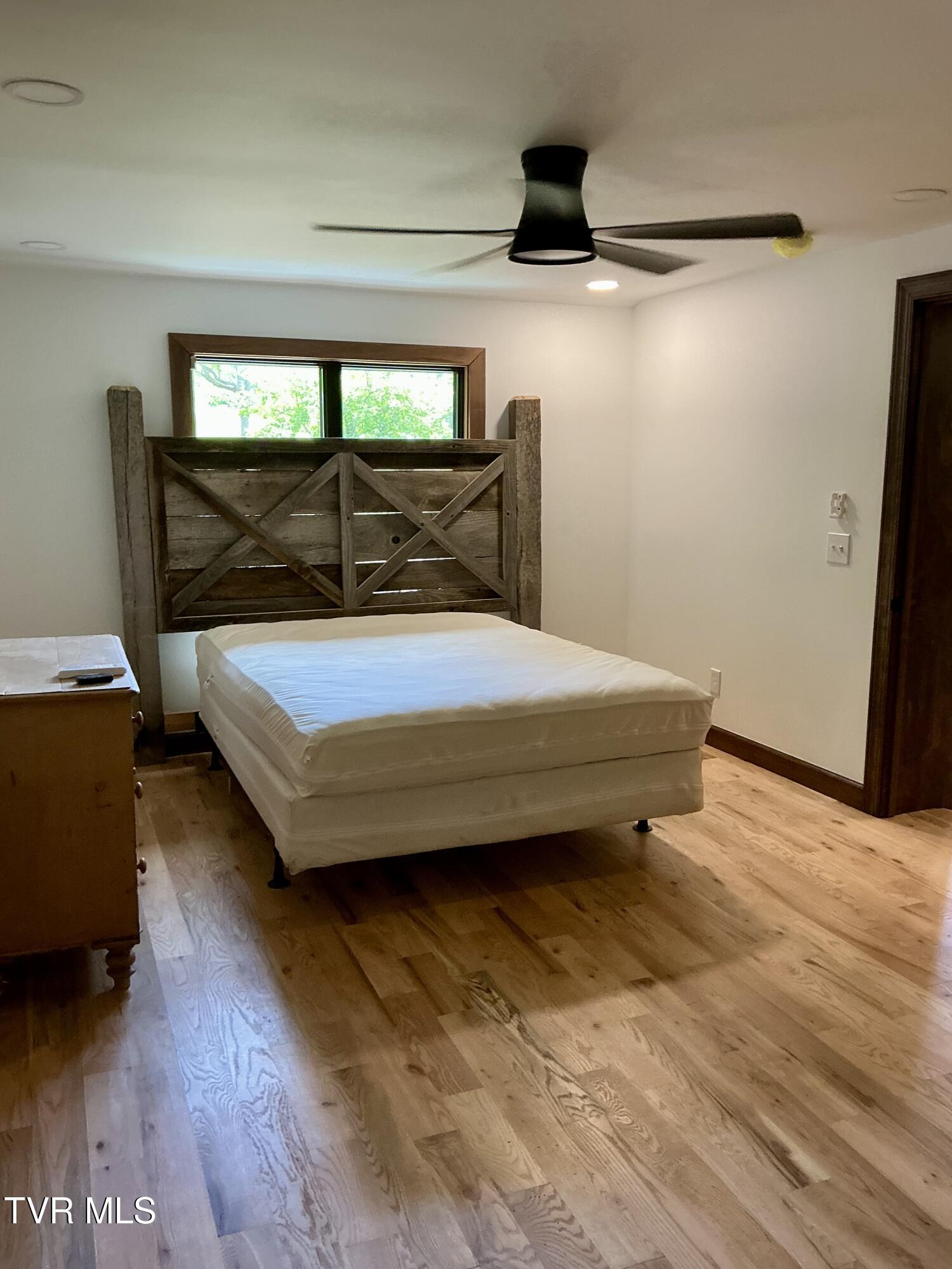 153 Hampton Creek Road, Roan Mountain, Tennessee image 25
