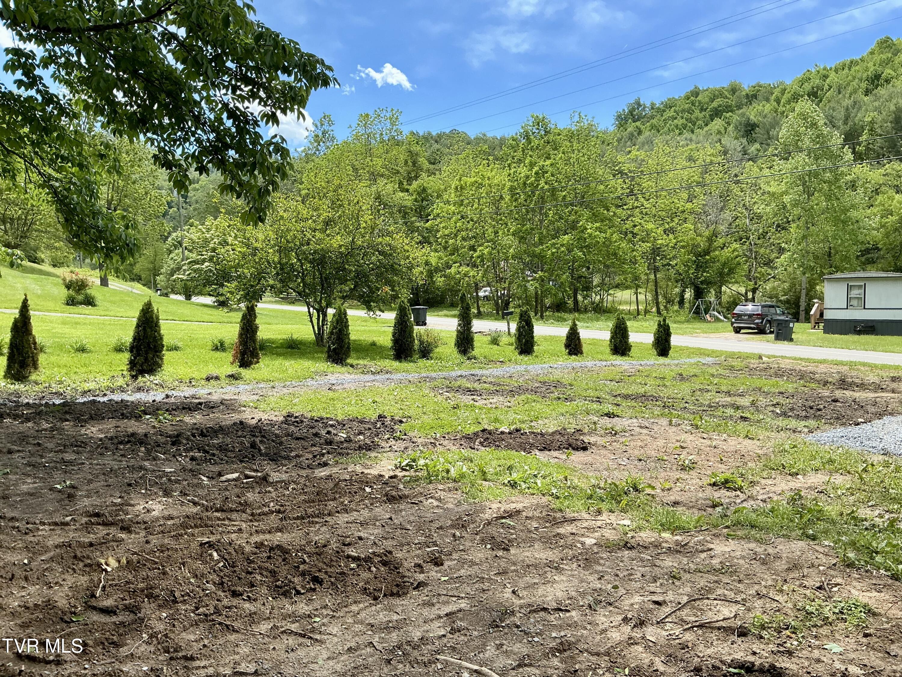 153 Hampton Creek Road, Roan Mountain, Tennessee image 34