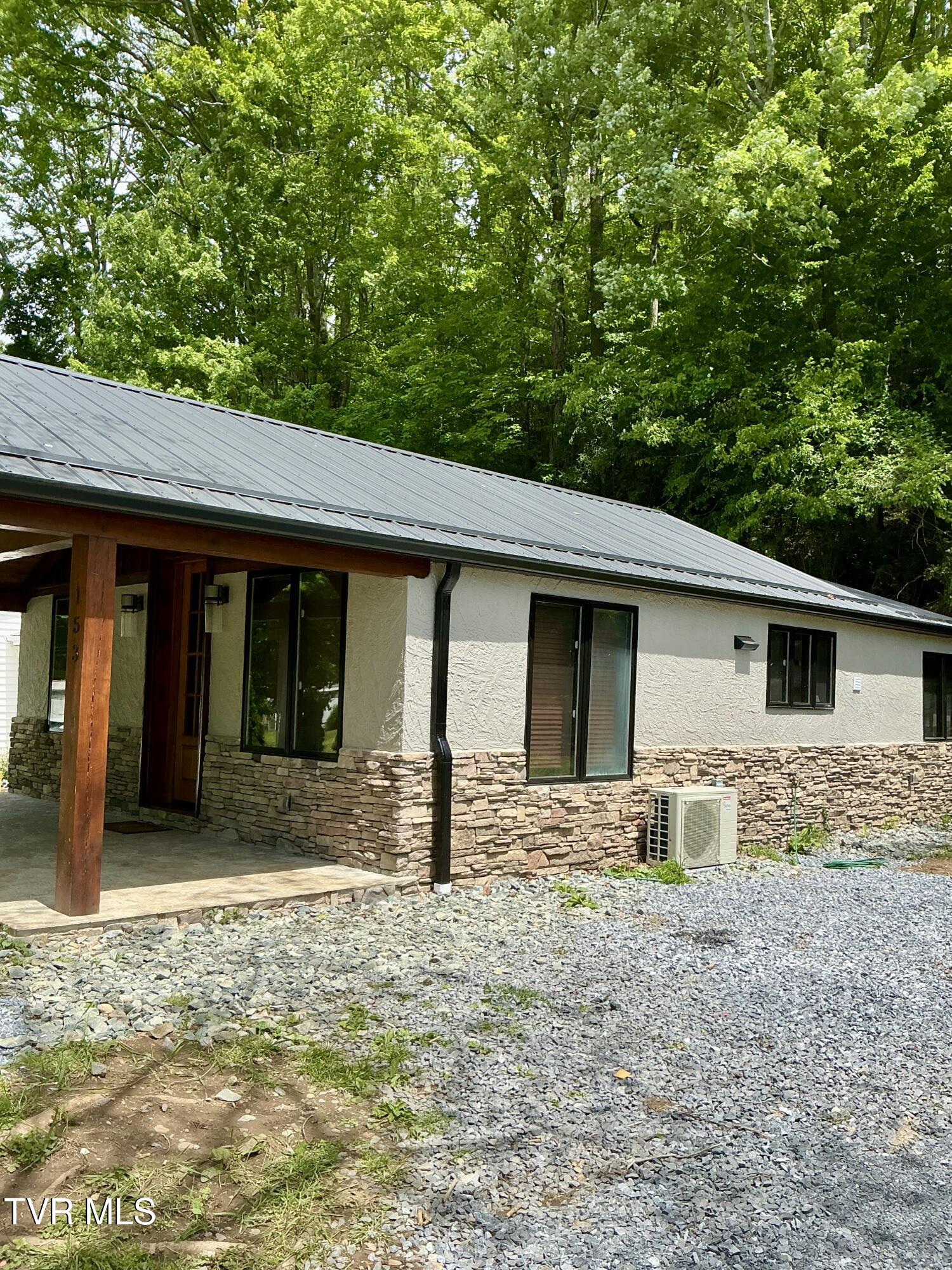 153 Hampton Creek Road, Roan Mountain, Tennessee image 6