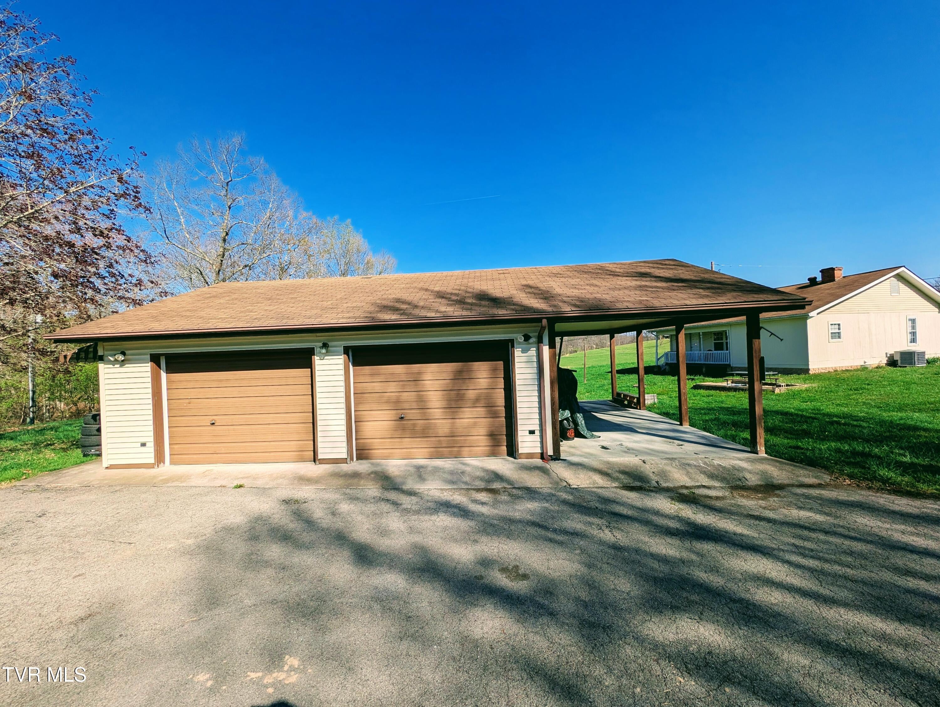 3645 Dc Caney Ridge Road