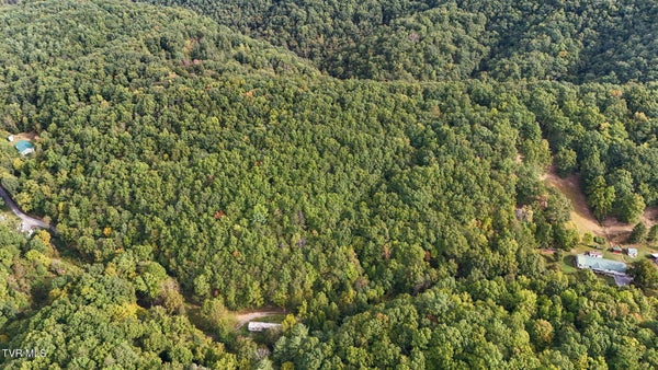 701 BIG ARM BRANCH RD, BLUFF CITY, TN 37618 - Image 2b47e85f7171d9ecc911cb55f9f444a8/1431556448