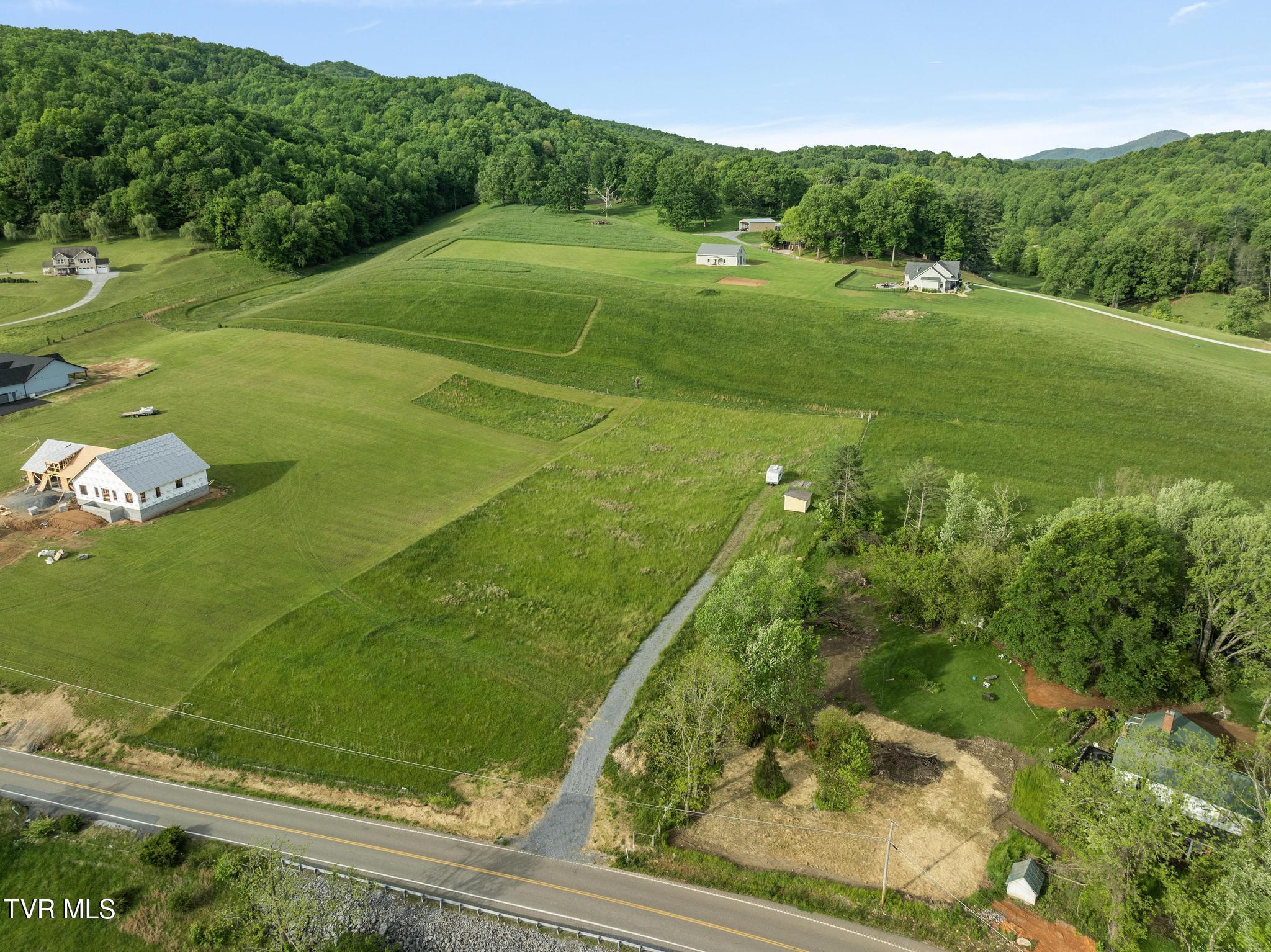 736 Laurels Road, Johnson City, Tennessee image 5