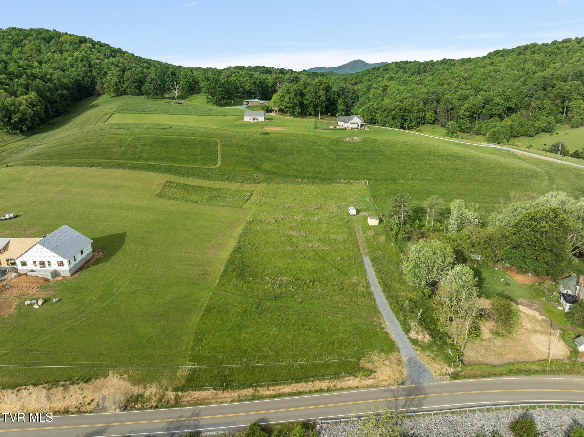 736 Laurels Road, Johnson City, Tennessee image 3