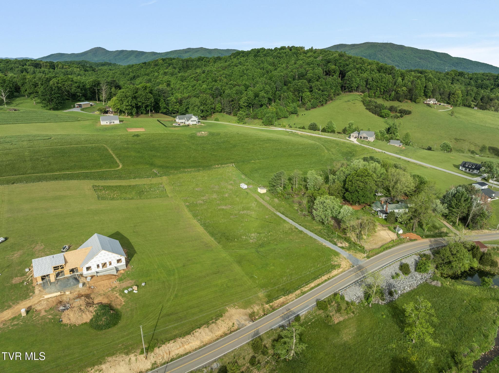 736 Laurels Road, Johnson City, Tennessee image 15