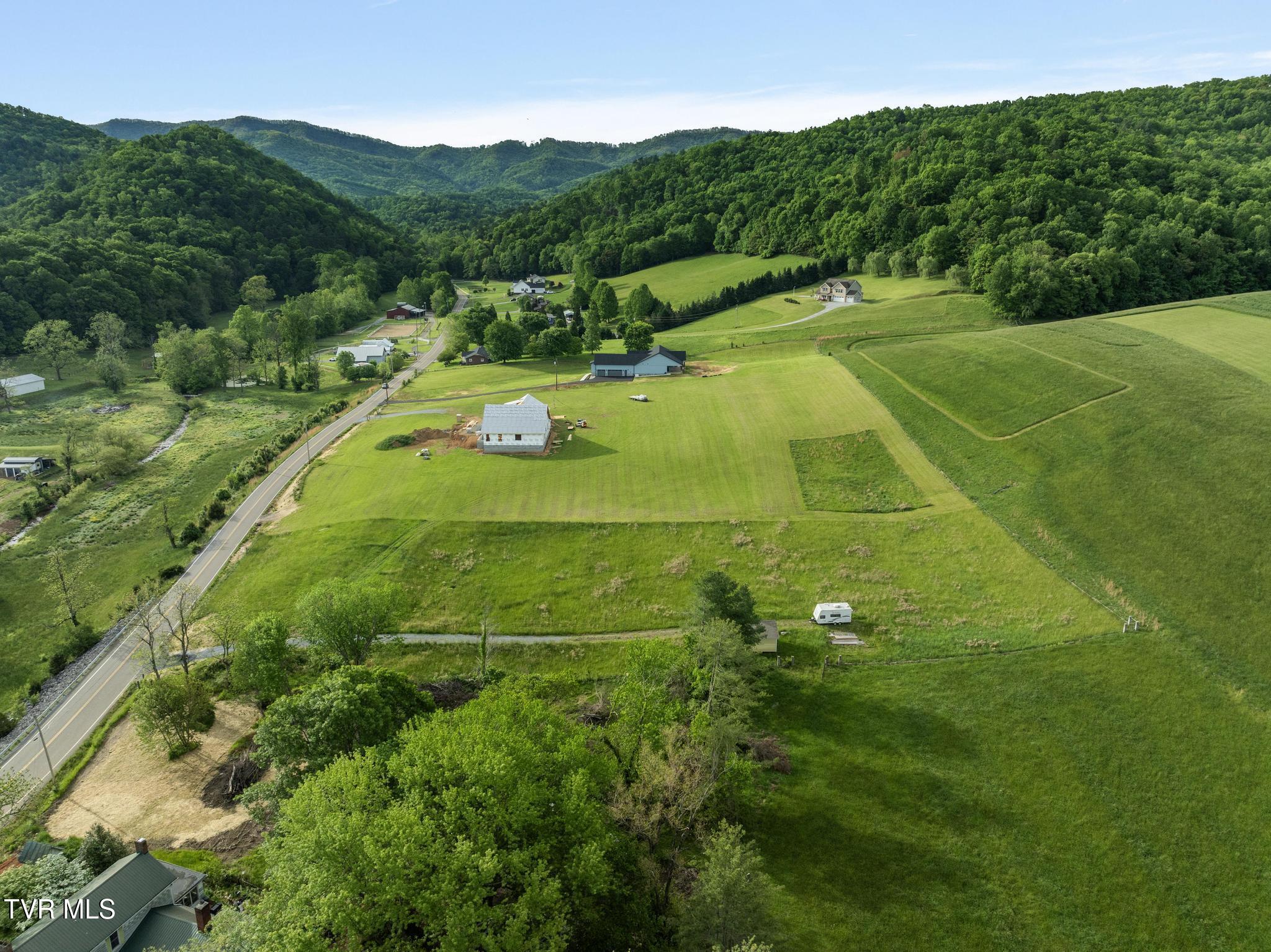 736 Laurels Road, Johnson City, Tennessee image 8