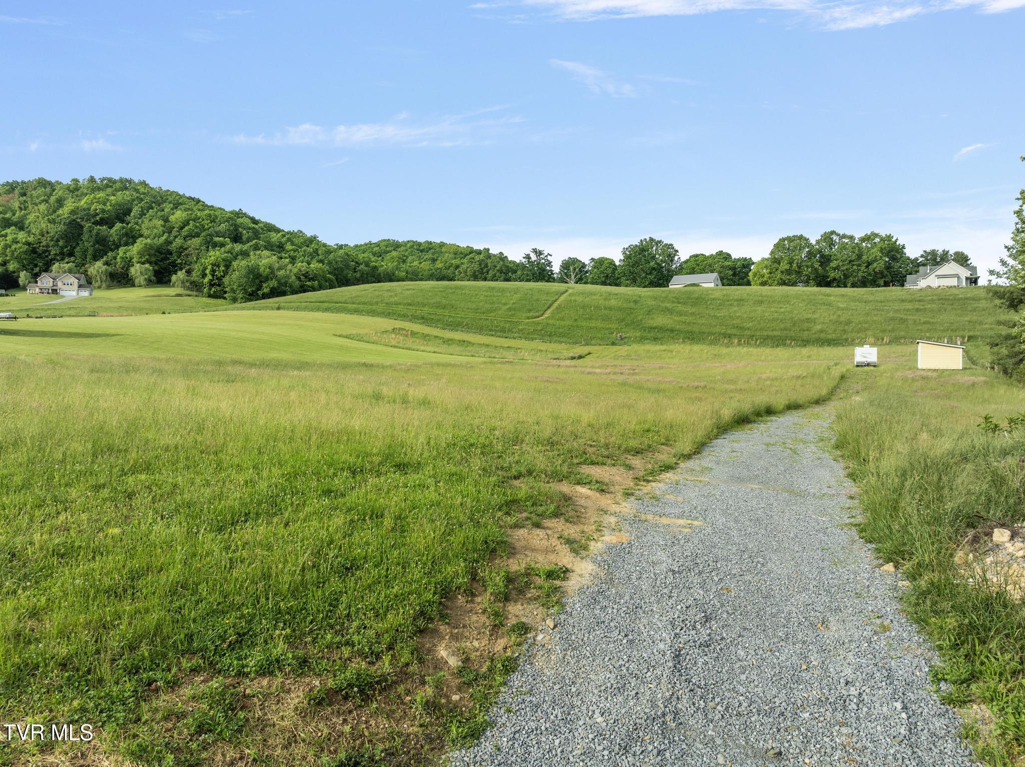 736 Laurels Road, Johnson City, Tennessee image 25
