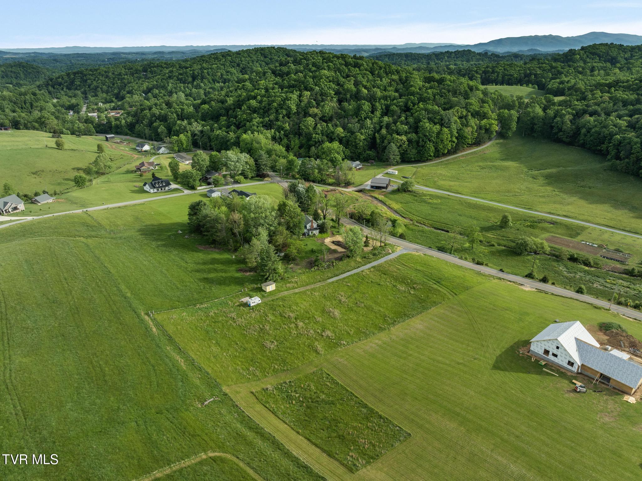 736 Laurels Road, Johnson City, Tennessee image 18