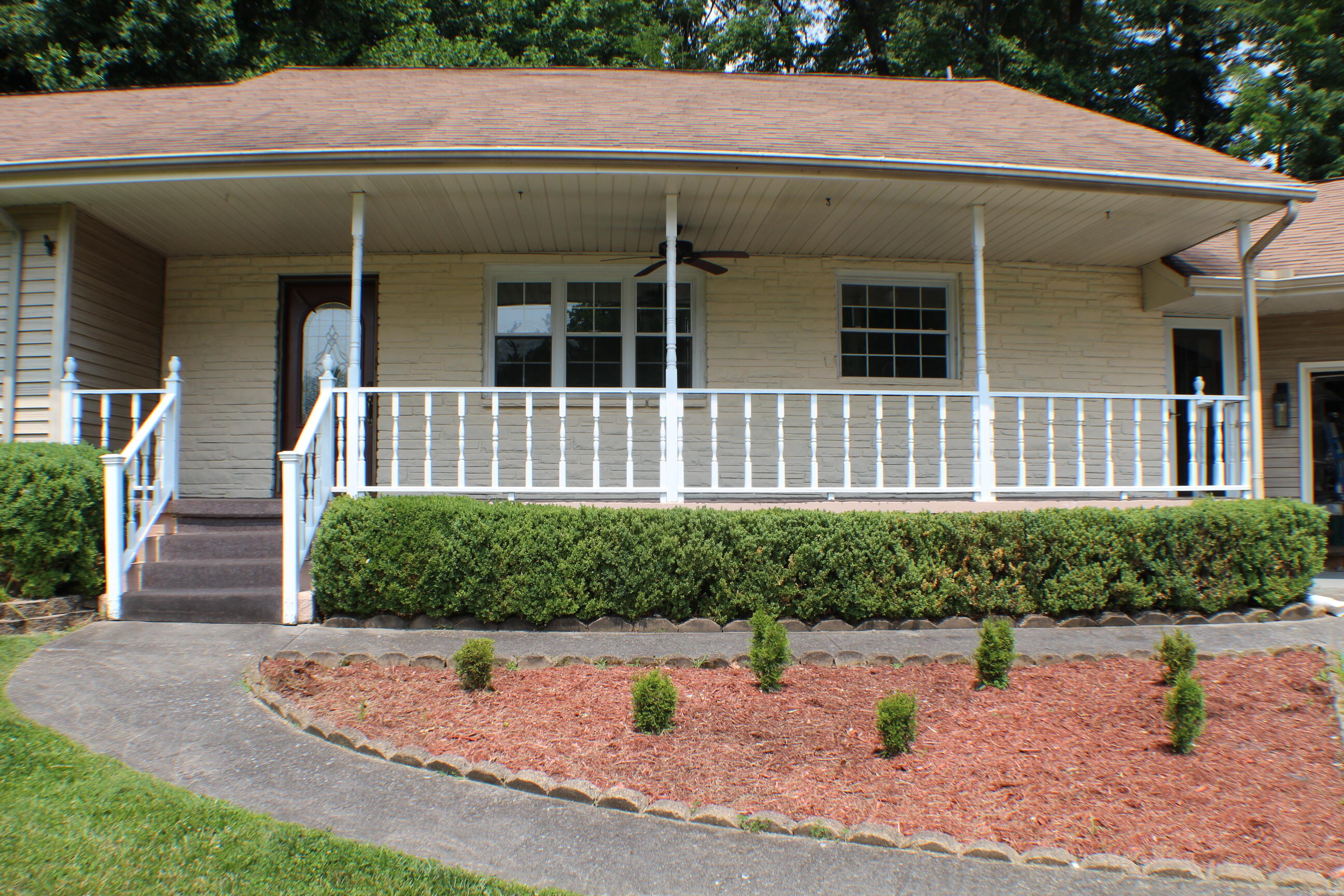 432 Ridgefields Road