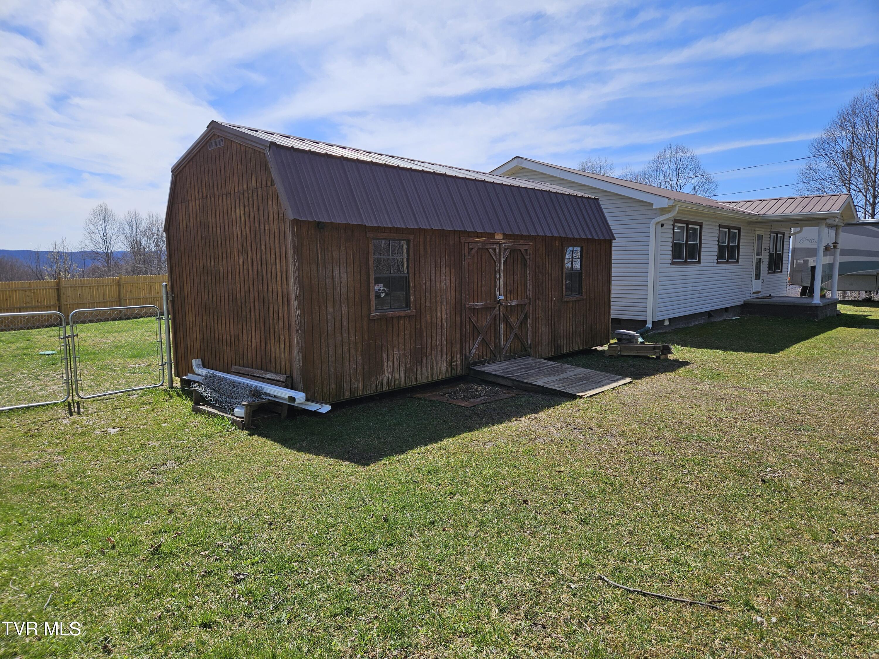 229 Harm Ridge, Coeburn, Virginia image 9
