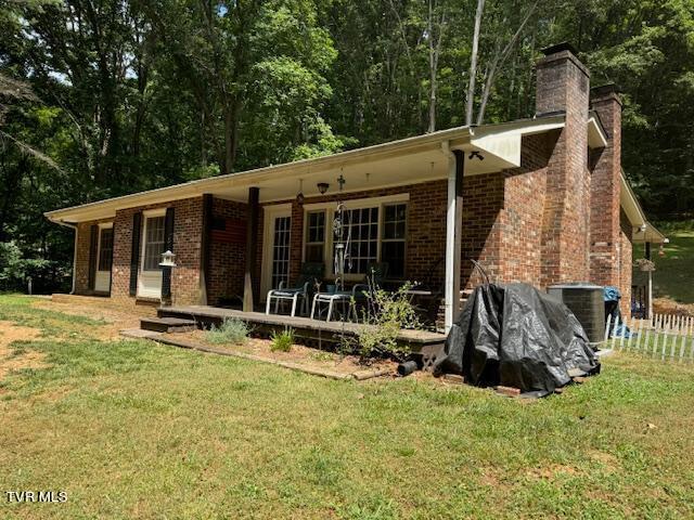 29116 Winding Way, Meadowview, Virginia image 1