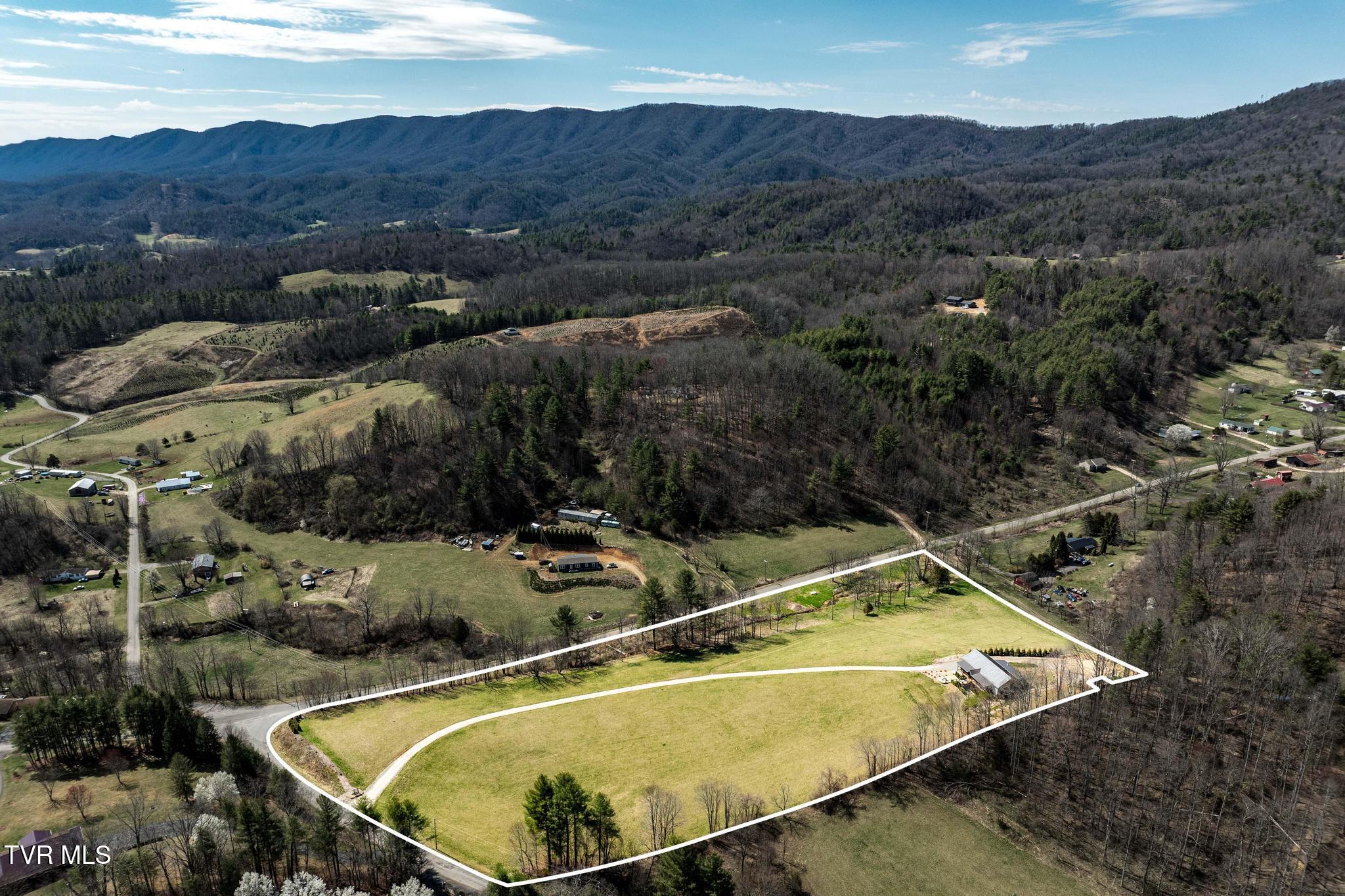 1168 Campbell Road, Mountain City, Tennessee image 47