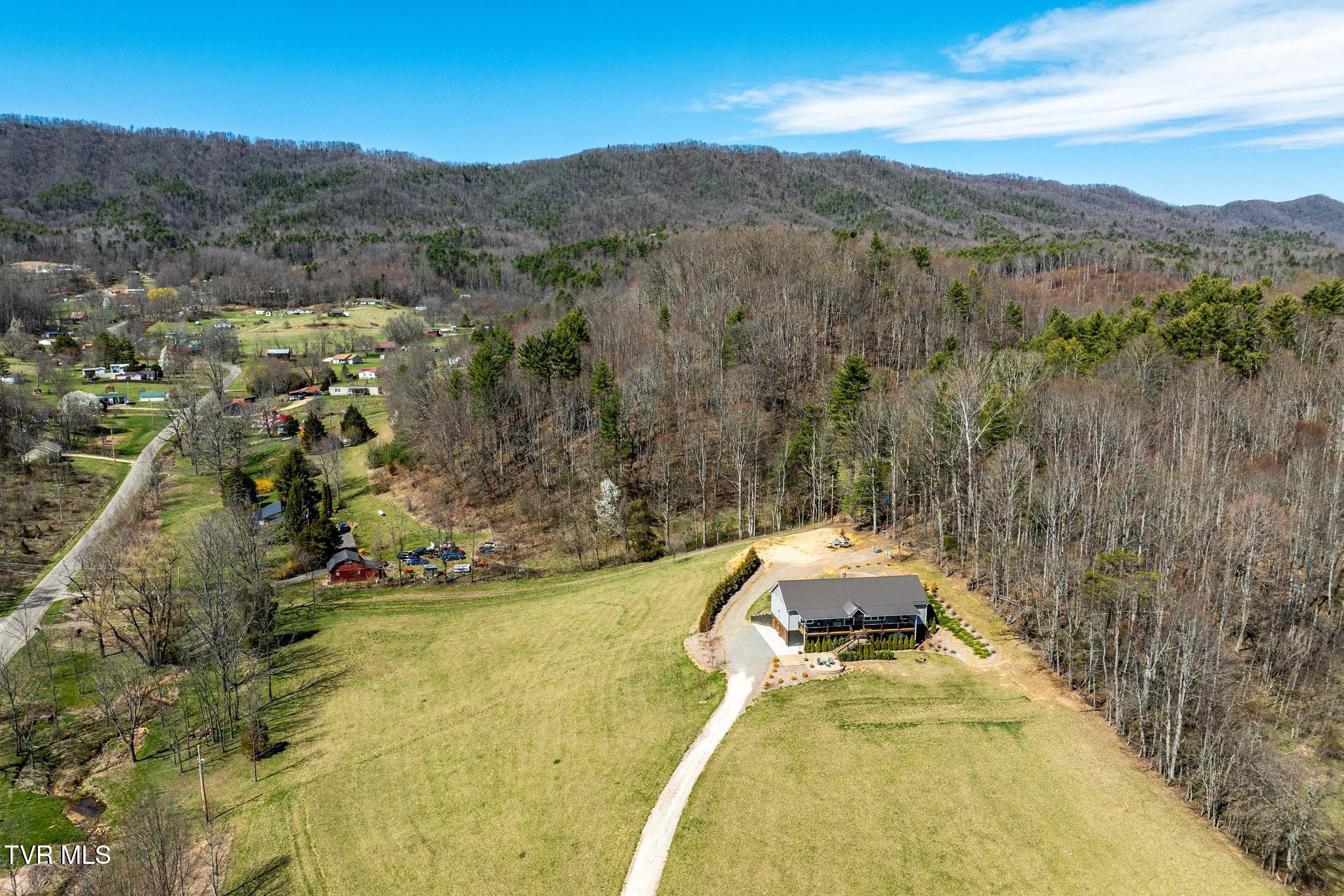 1168 Campbell Road, Mountain City, Tennessee image 38