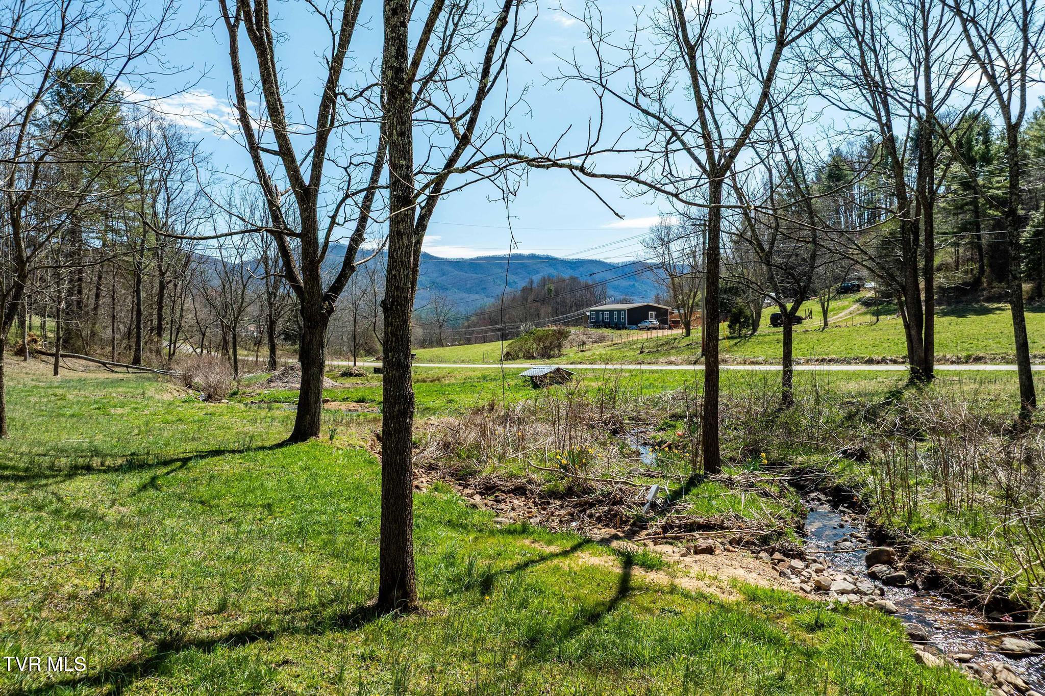 1168 Campbell Road, Mountain City, Tennessee image 11