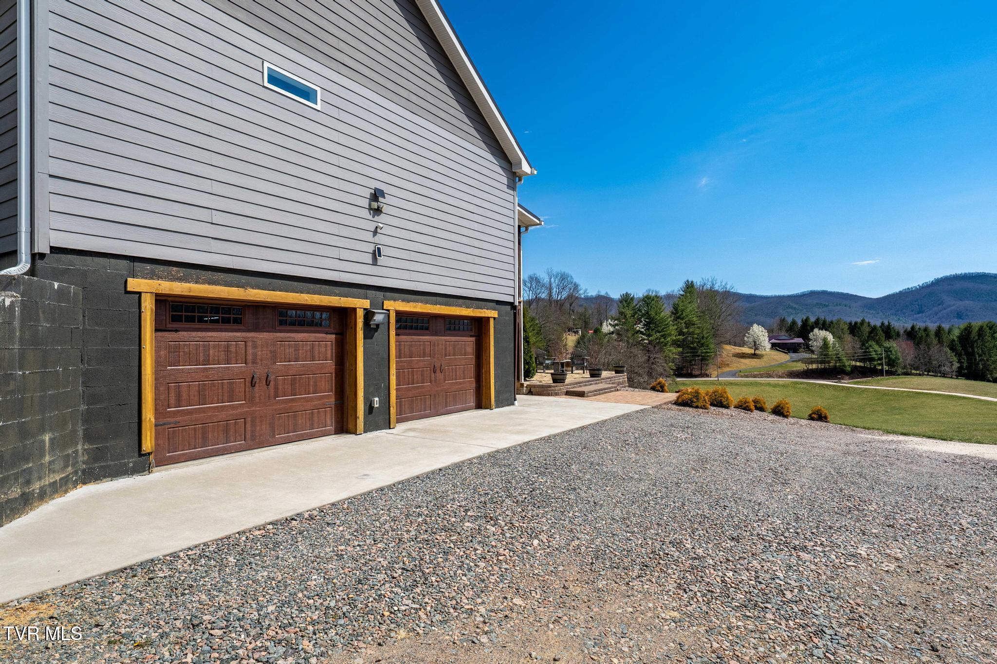 1168 Campbell Road, Mountain City, Tennessee image 31