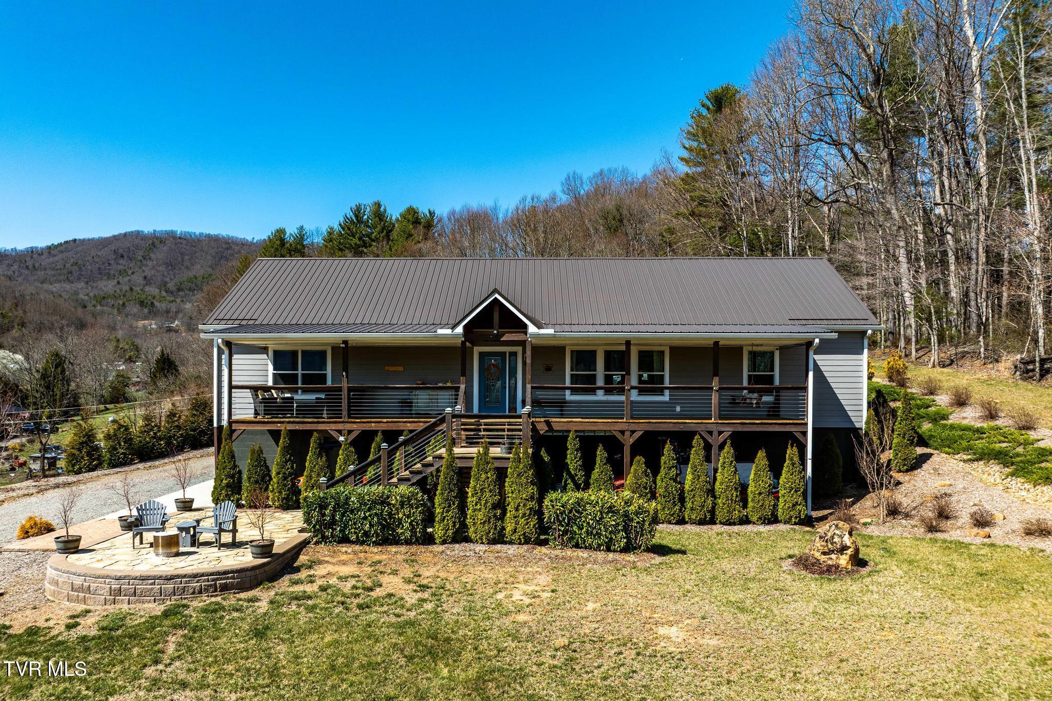 1168 Campbell Road, Mountain City, Tennessee image 2