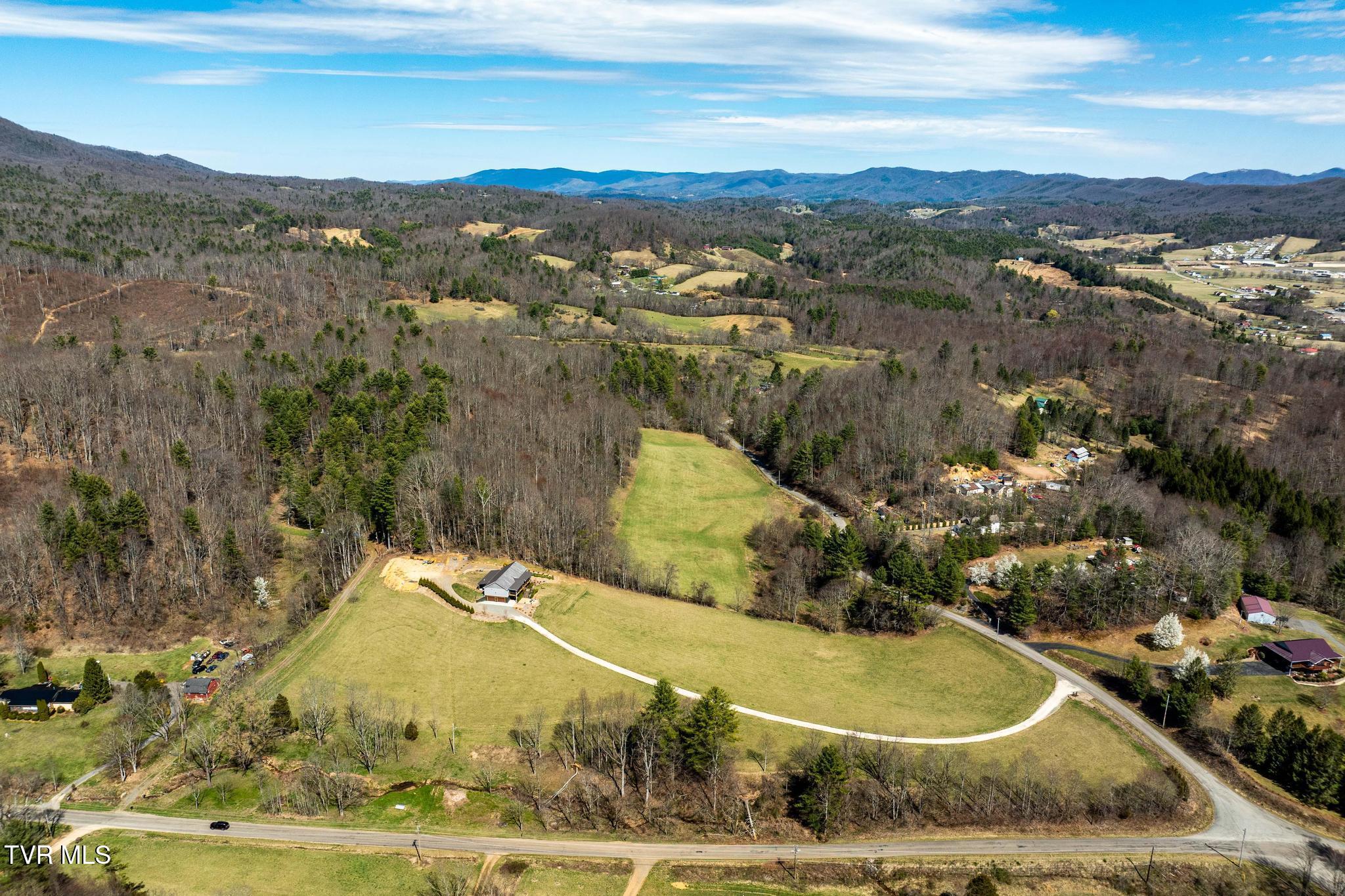 1168 Campbell Road, Mountain City, Tennessee image 41