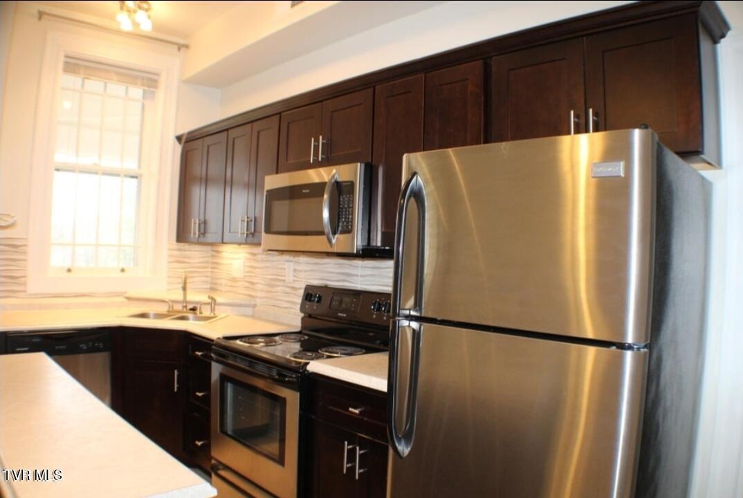 924 Maryland Avenue D