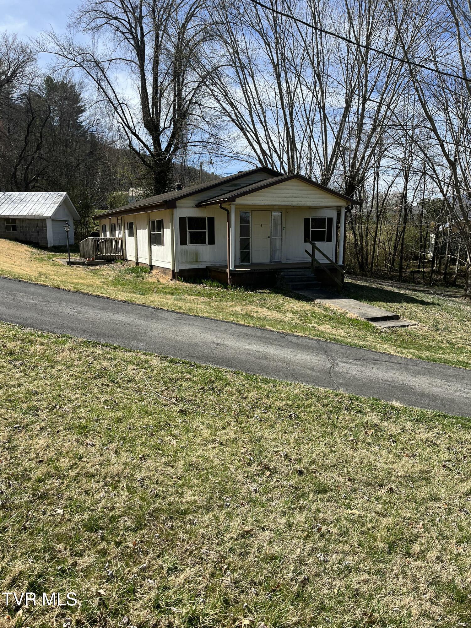 108 Crosswhite Lane, Erwin, Tennessee image 1