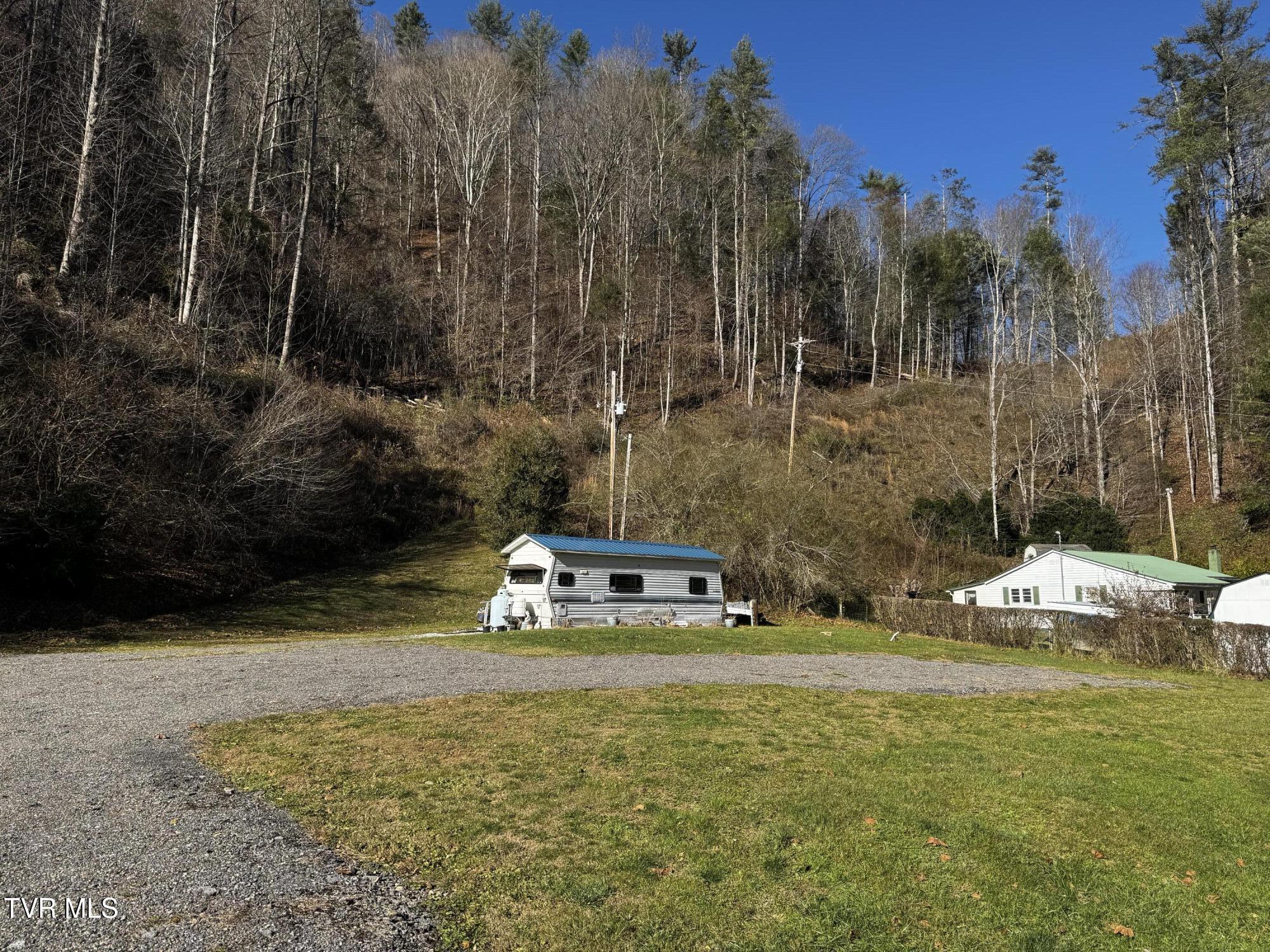 4264 Old Asheville Highway, Flag Pond, Tennessee image 1