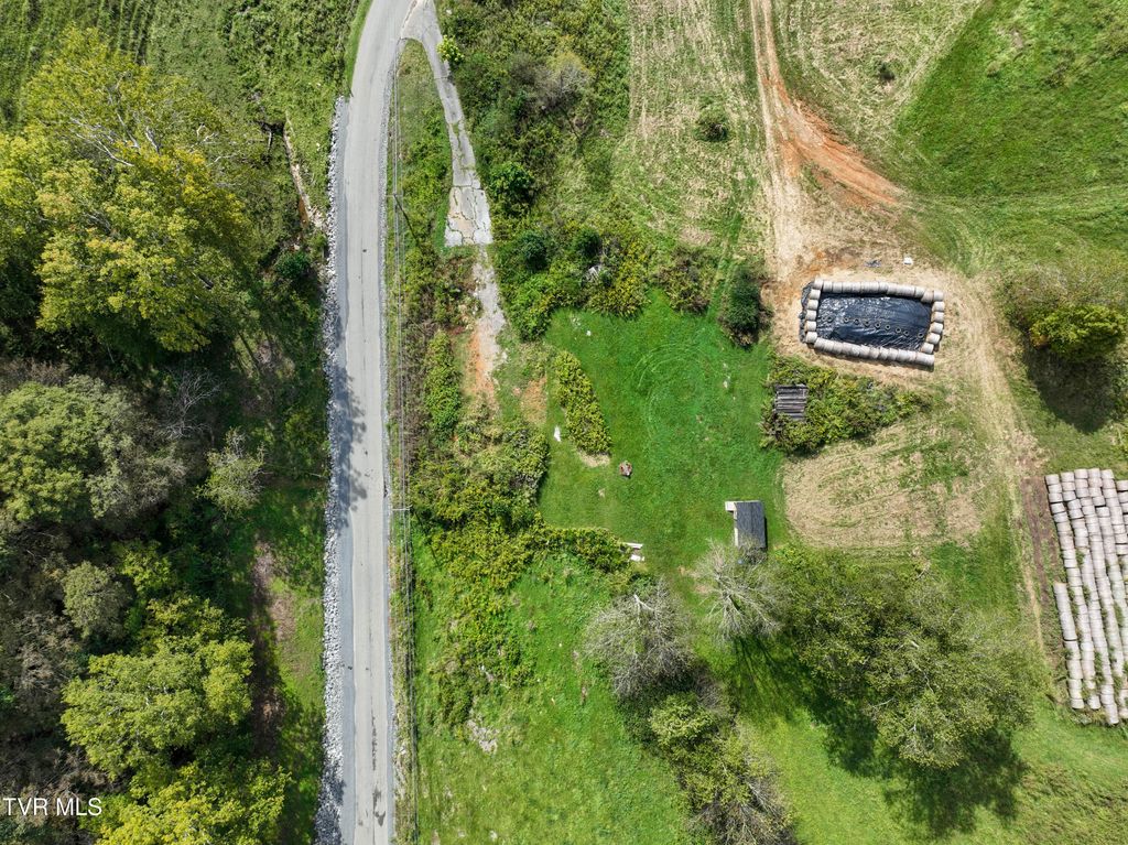 Photo of 21527 Campground Road, Bristol, VA 24202 (MLS # 9986573)