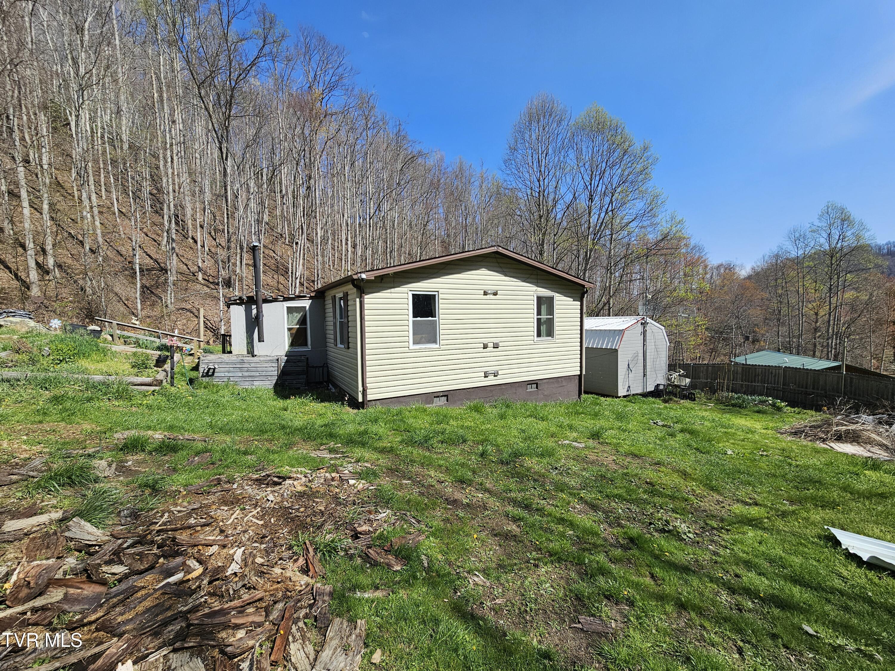 149 Doty Road, Roan Mountain, Tennessee image 2