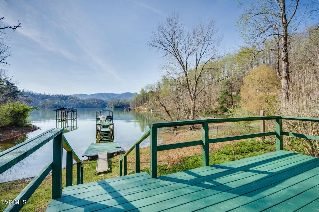 Photo of 1065 Piercetown Road, Butler, TN 37640 (MLS # 9993382)