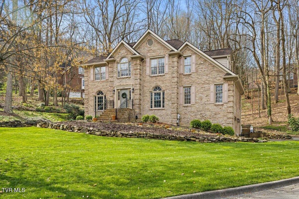 Photo of 1801 Bramblewood Drive, Kingsport, TN 37660 (MLS # 9993055)