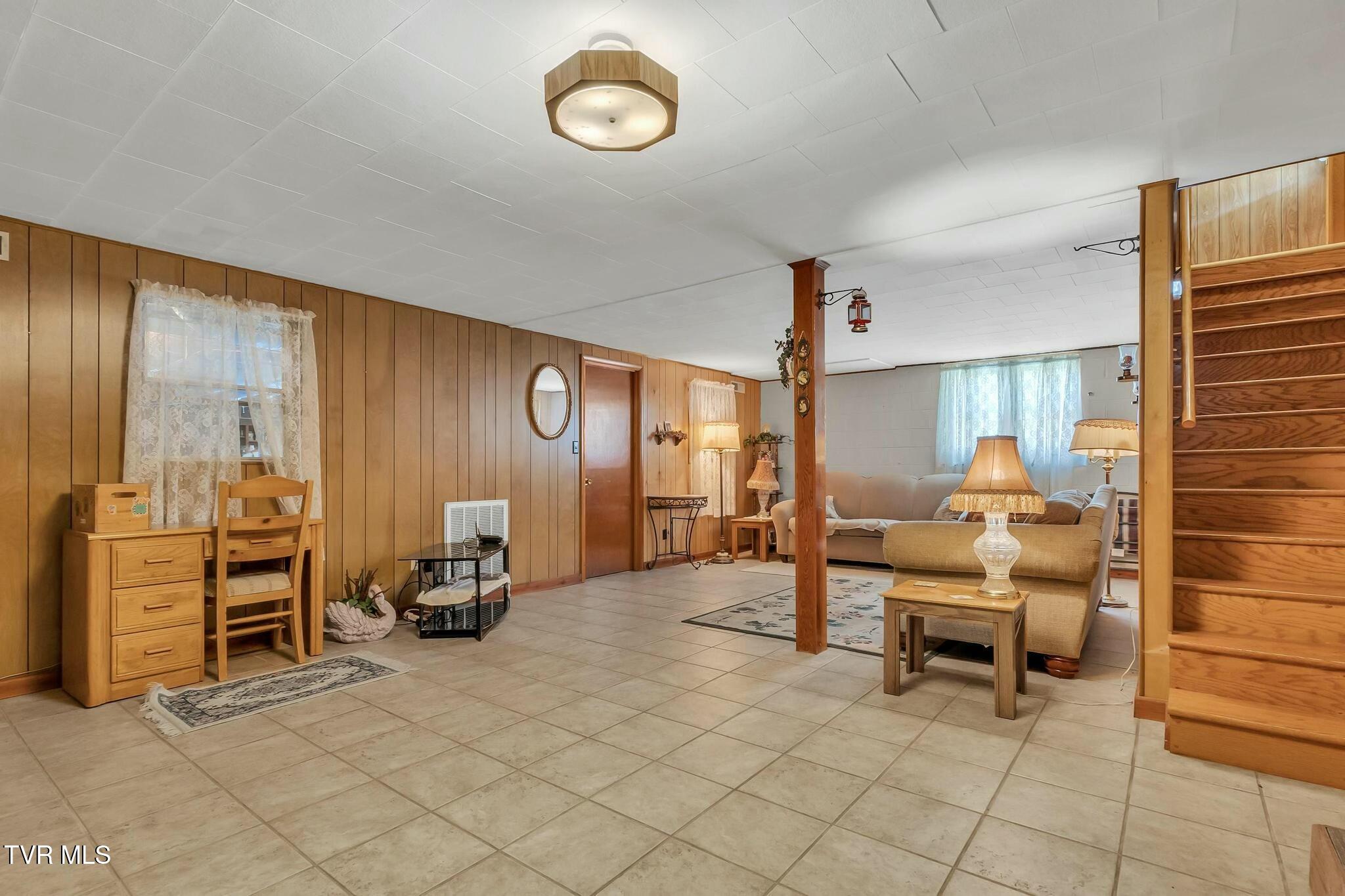 16044 Hamilton Street, Mendota, Virginia image 29