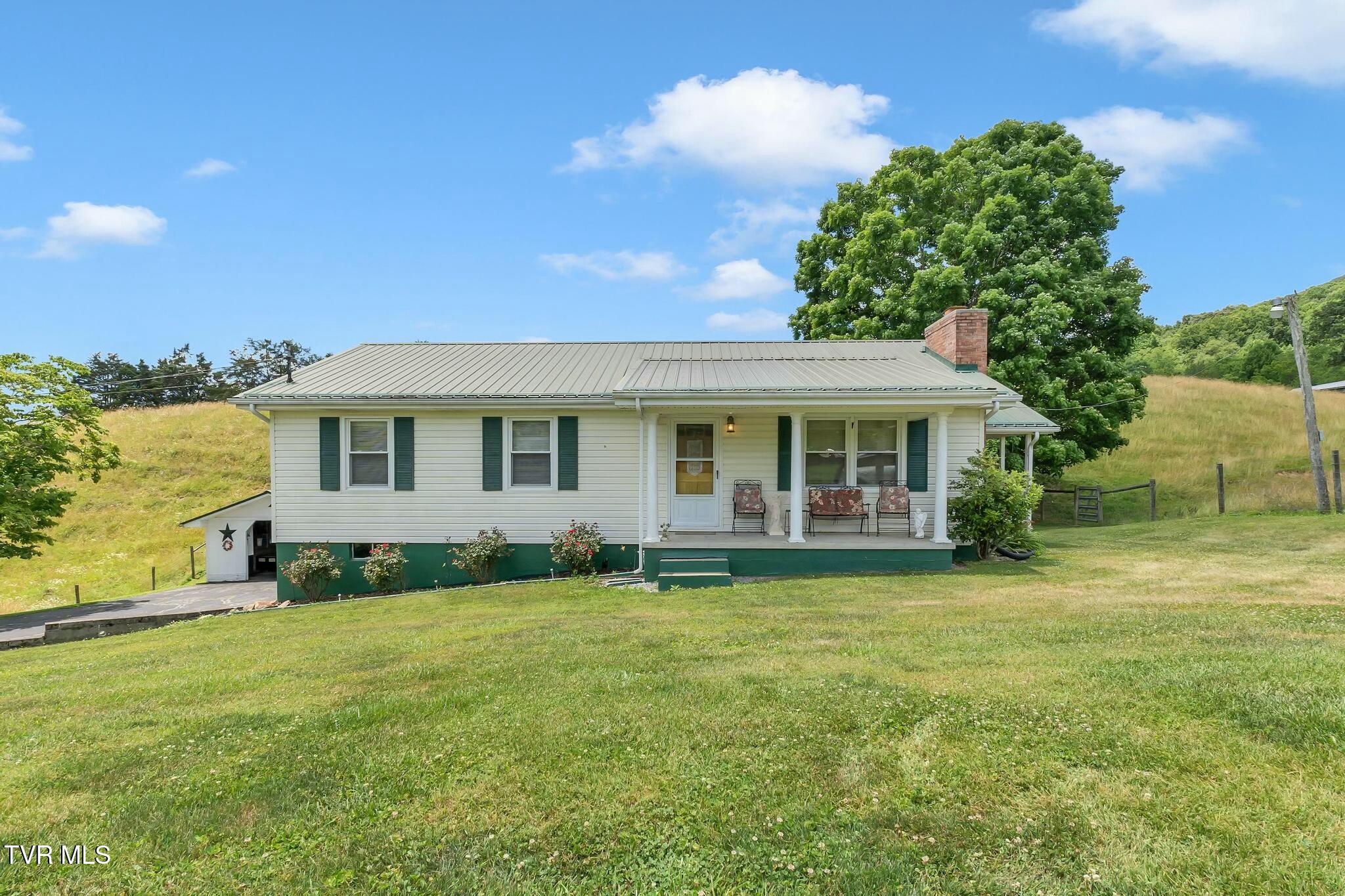 16044 Hamilton Street, Mendota, Virginia image 1