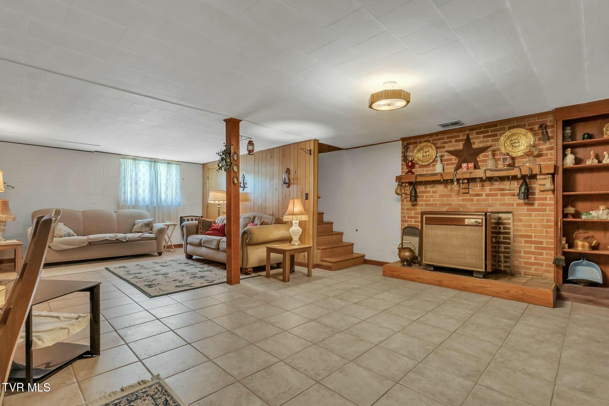 16044 Hamilton Street, Mendota, Virginia image 30